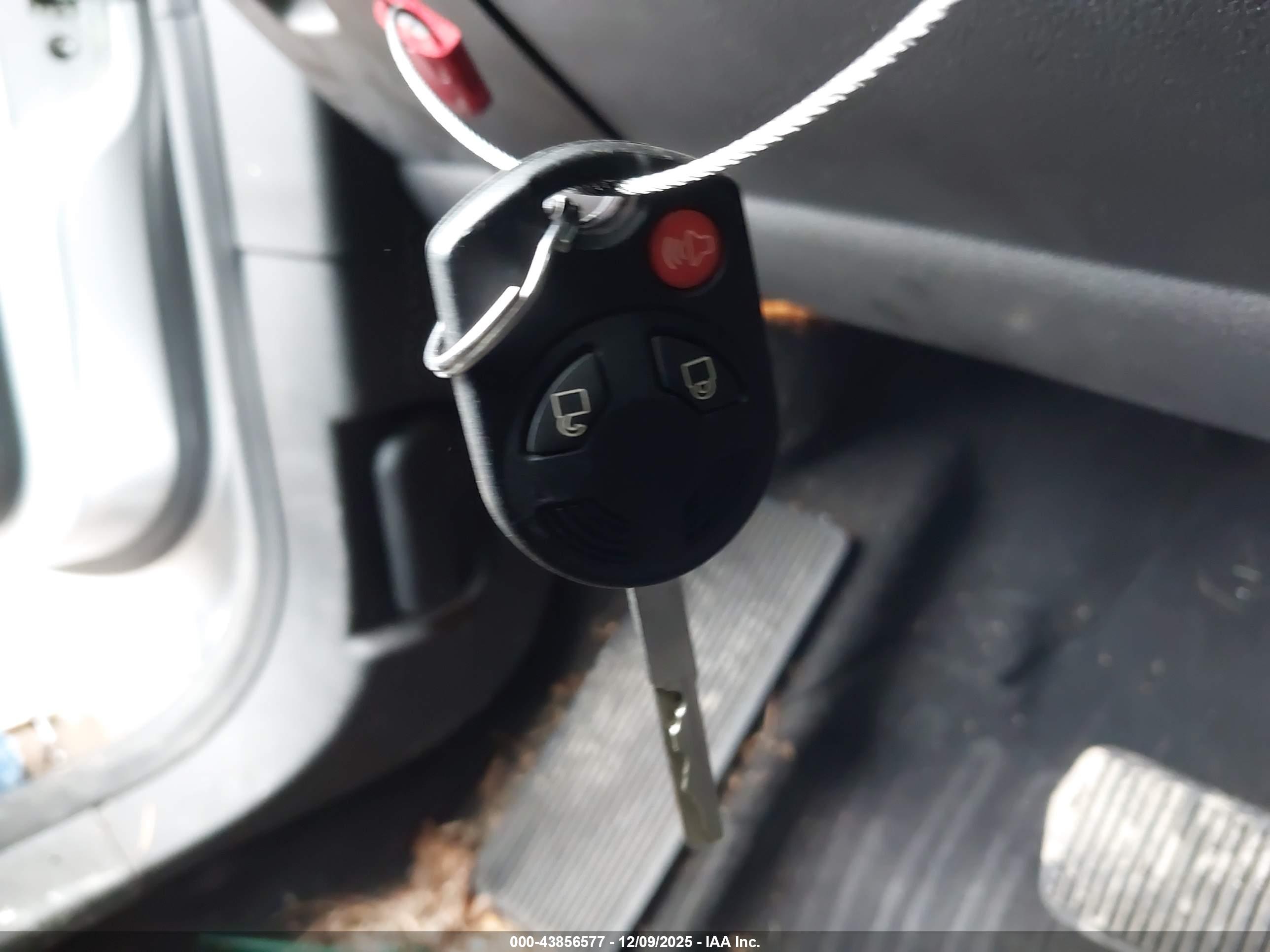 FORD ESCAPE image 11