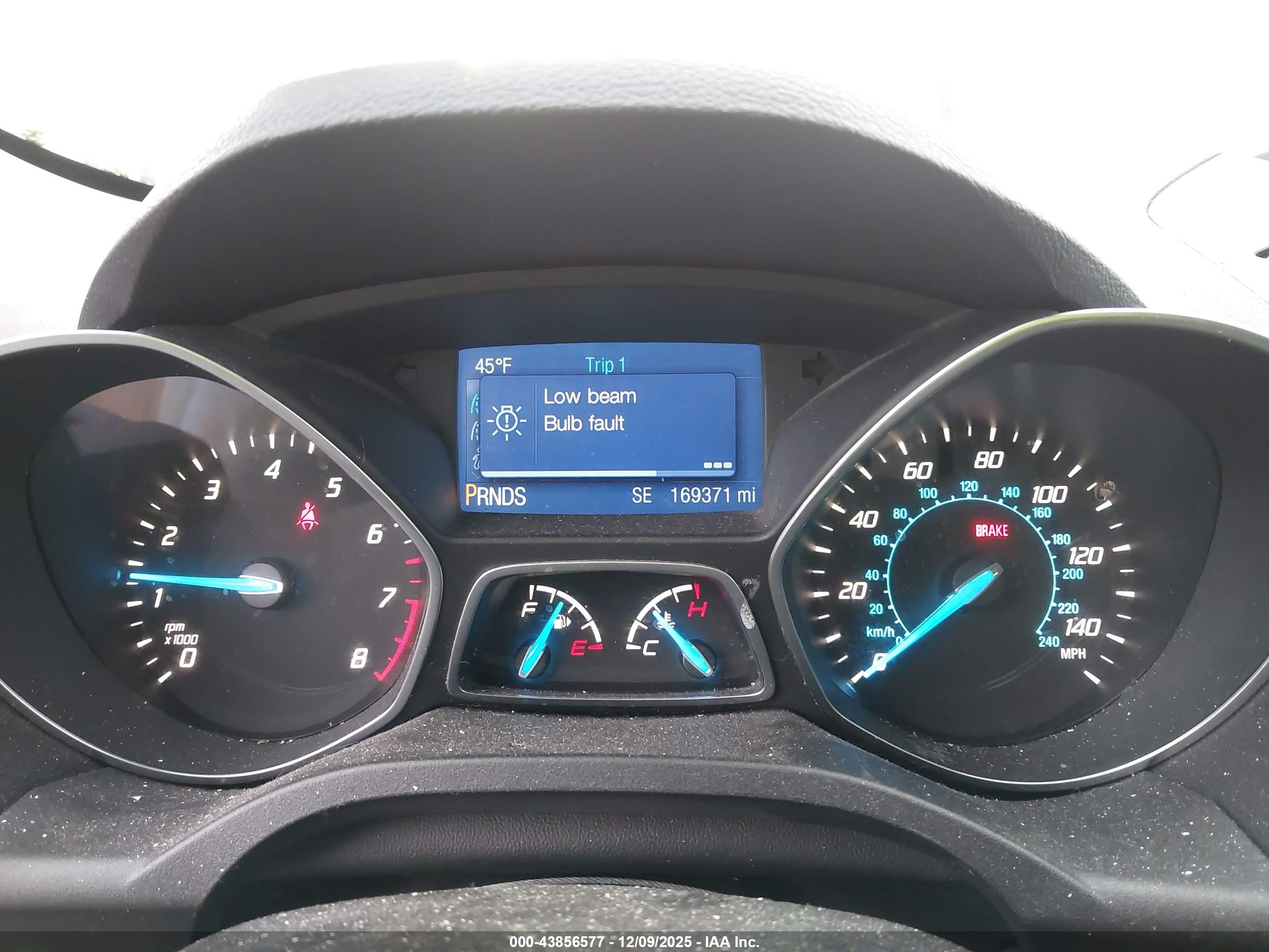 FORD ESCAPE image 7
