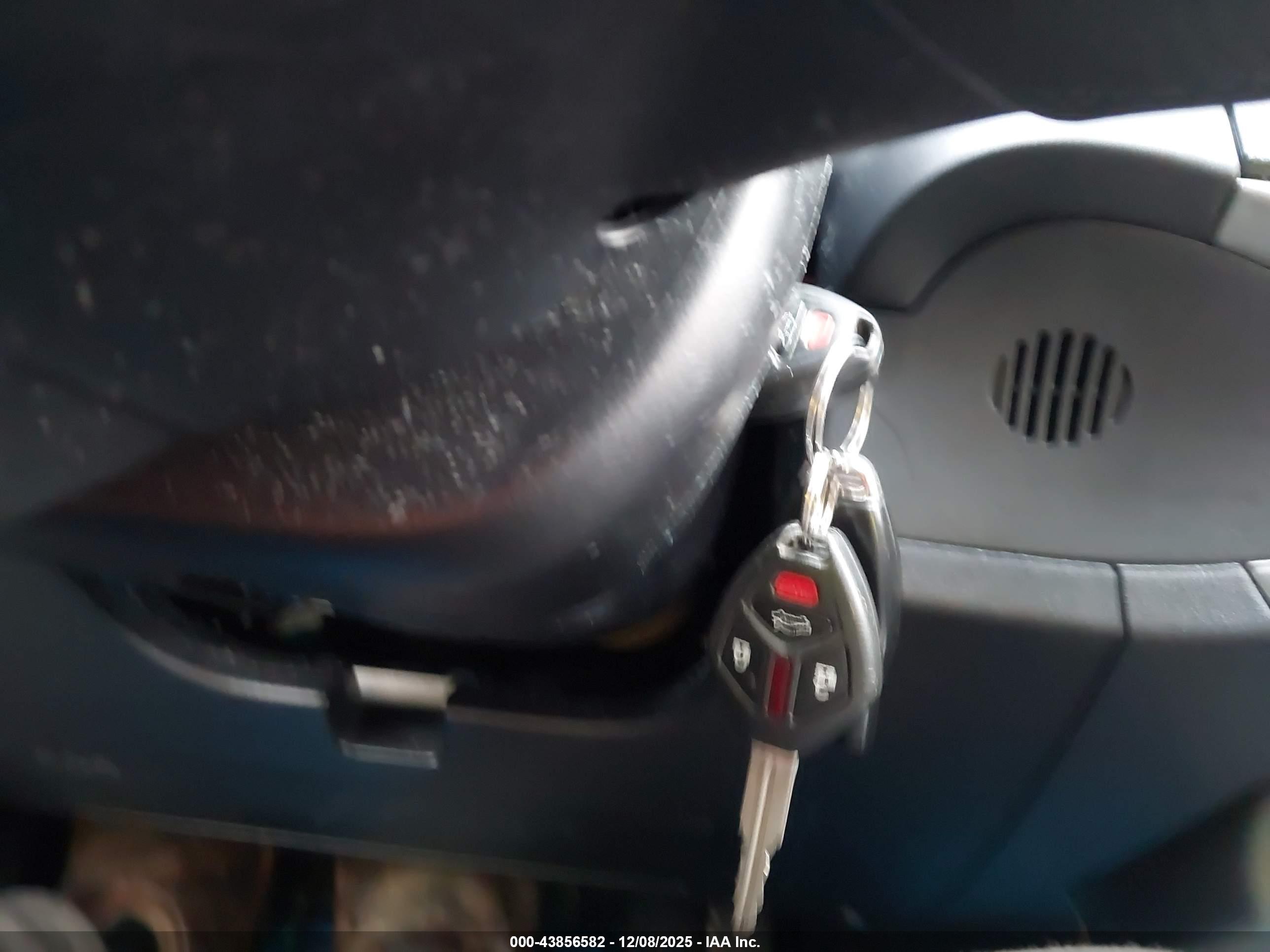 MITSUBISHI LANCER image 11