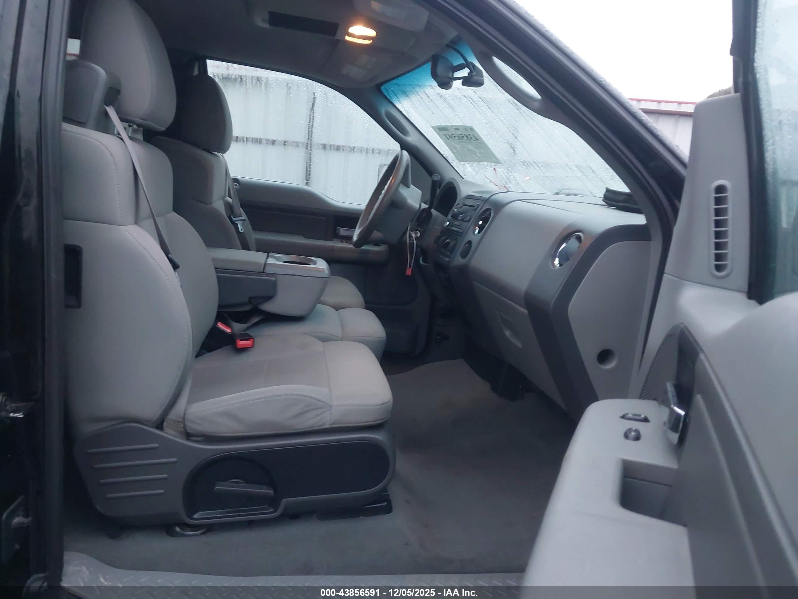 FORD F-150 image 5