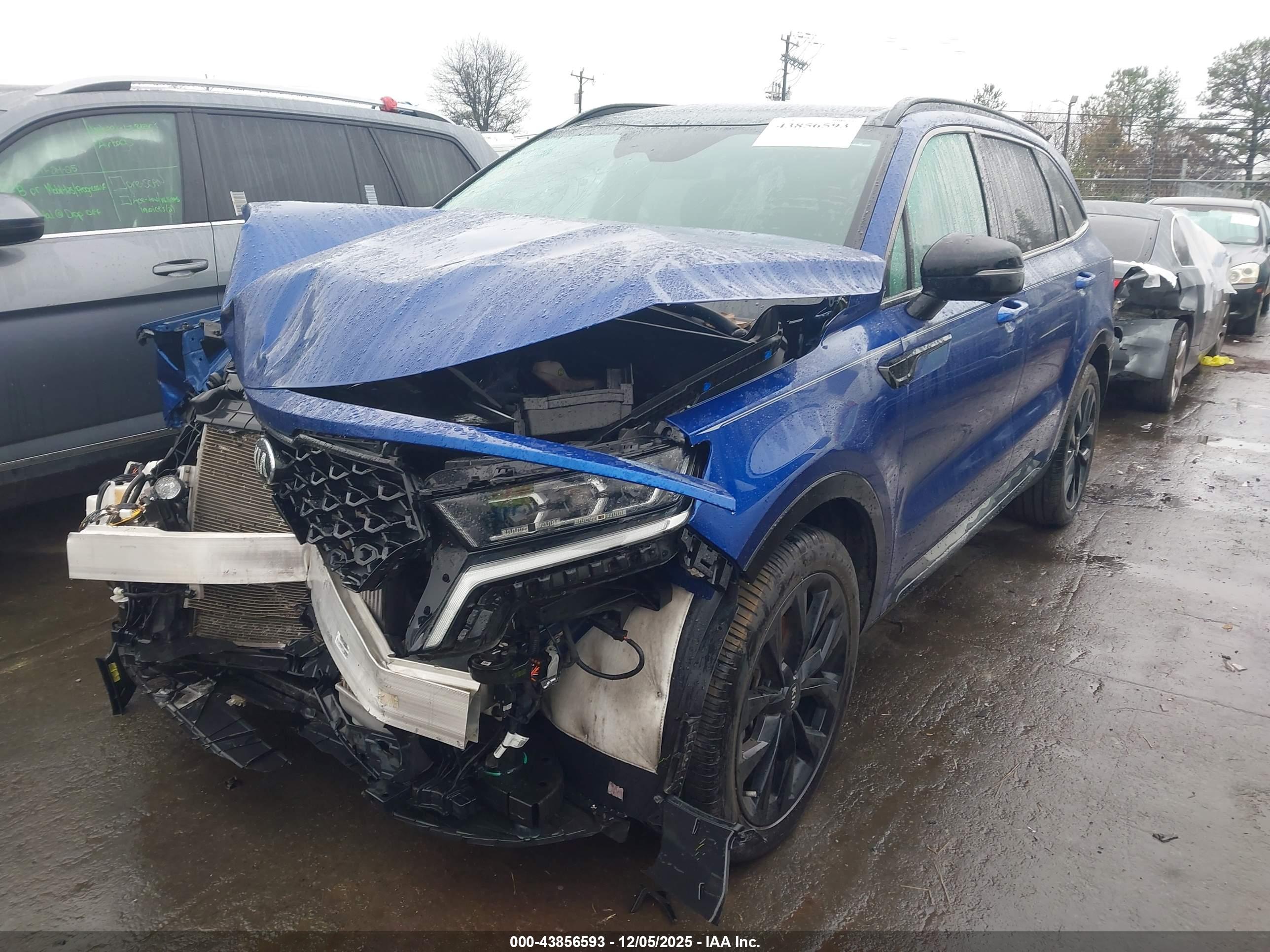 KIA SORENTO image 2