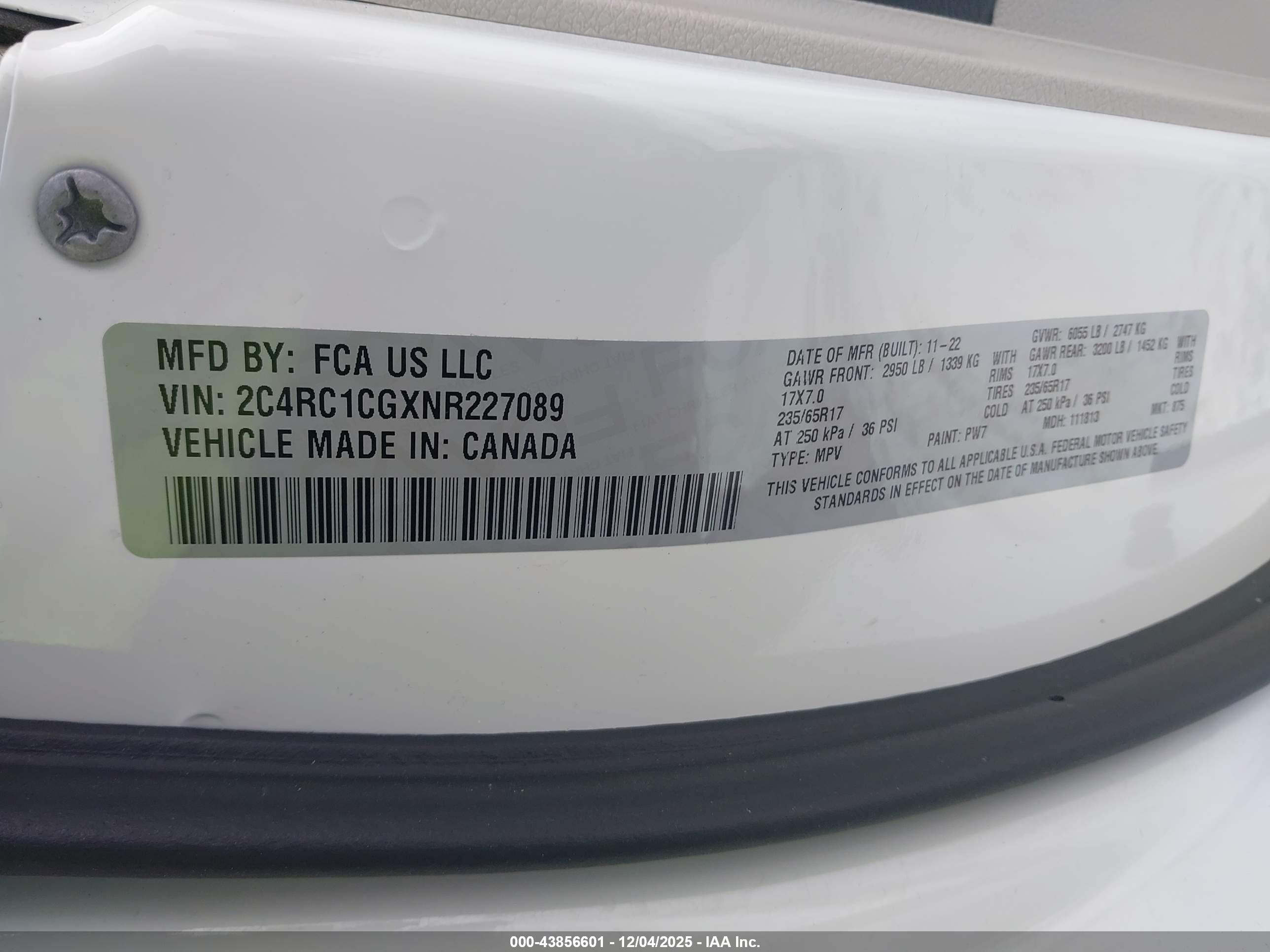 CHRYSLER VOYAGER image 9