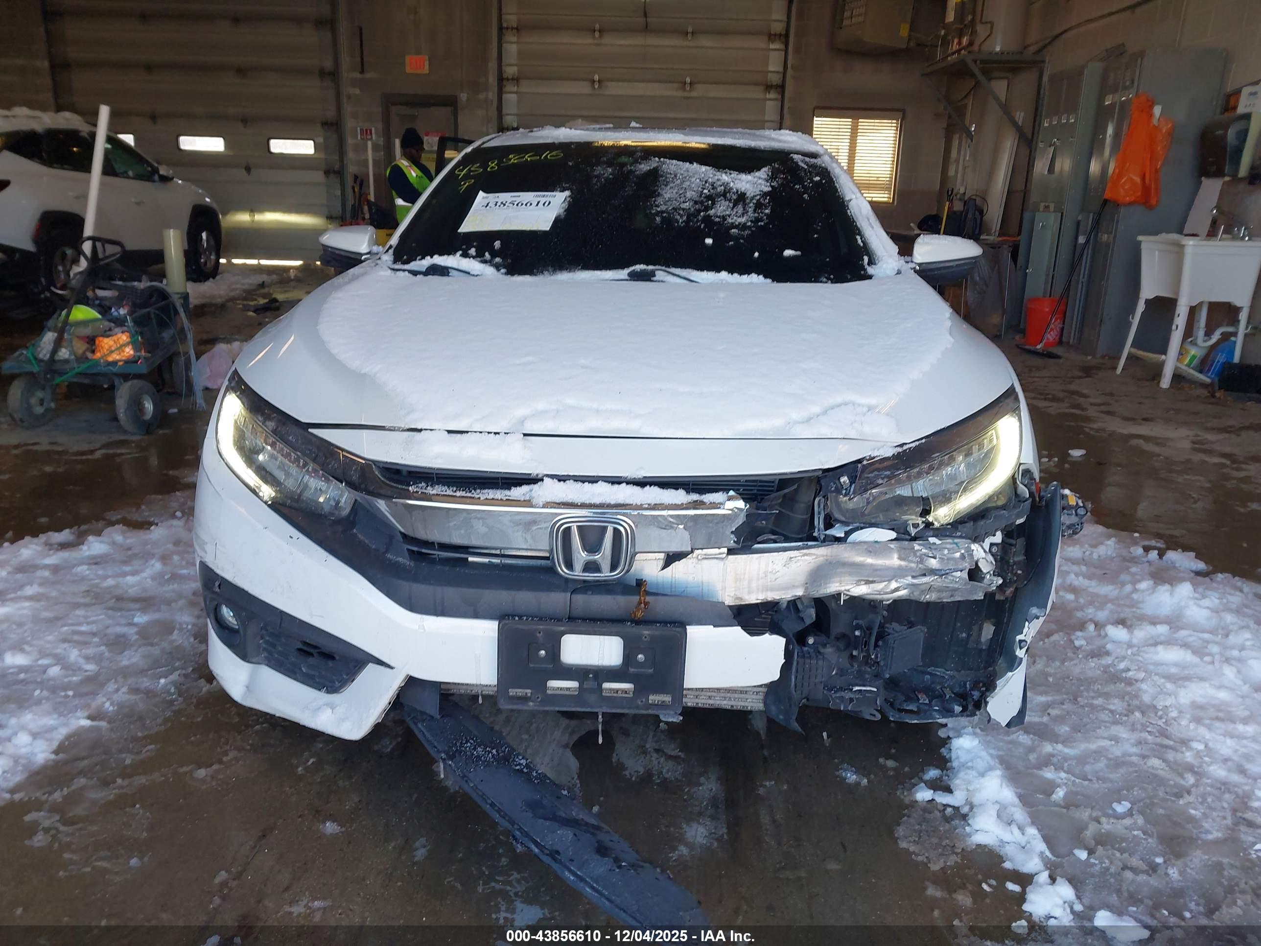 HONDA CIVIC image 6