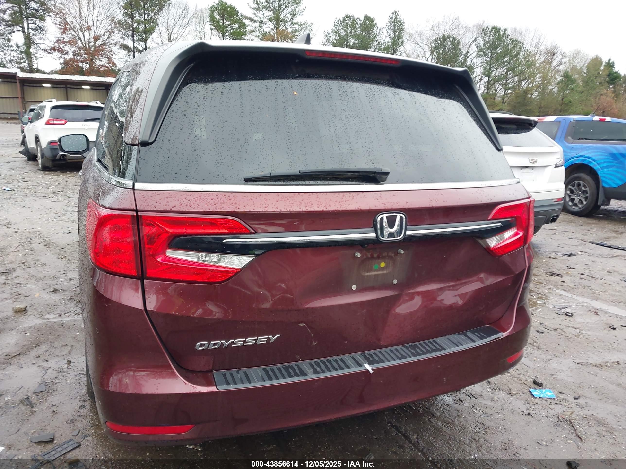 HONDA ODYSSEY image 6