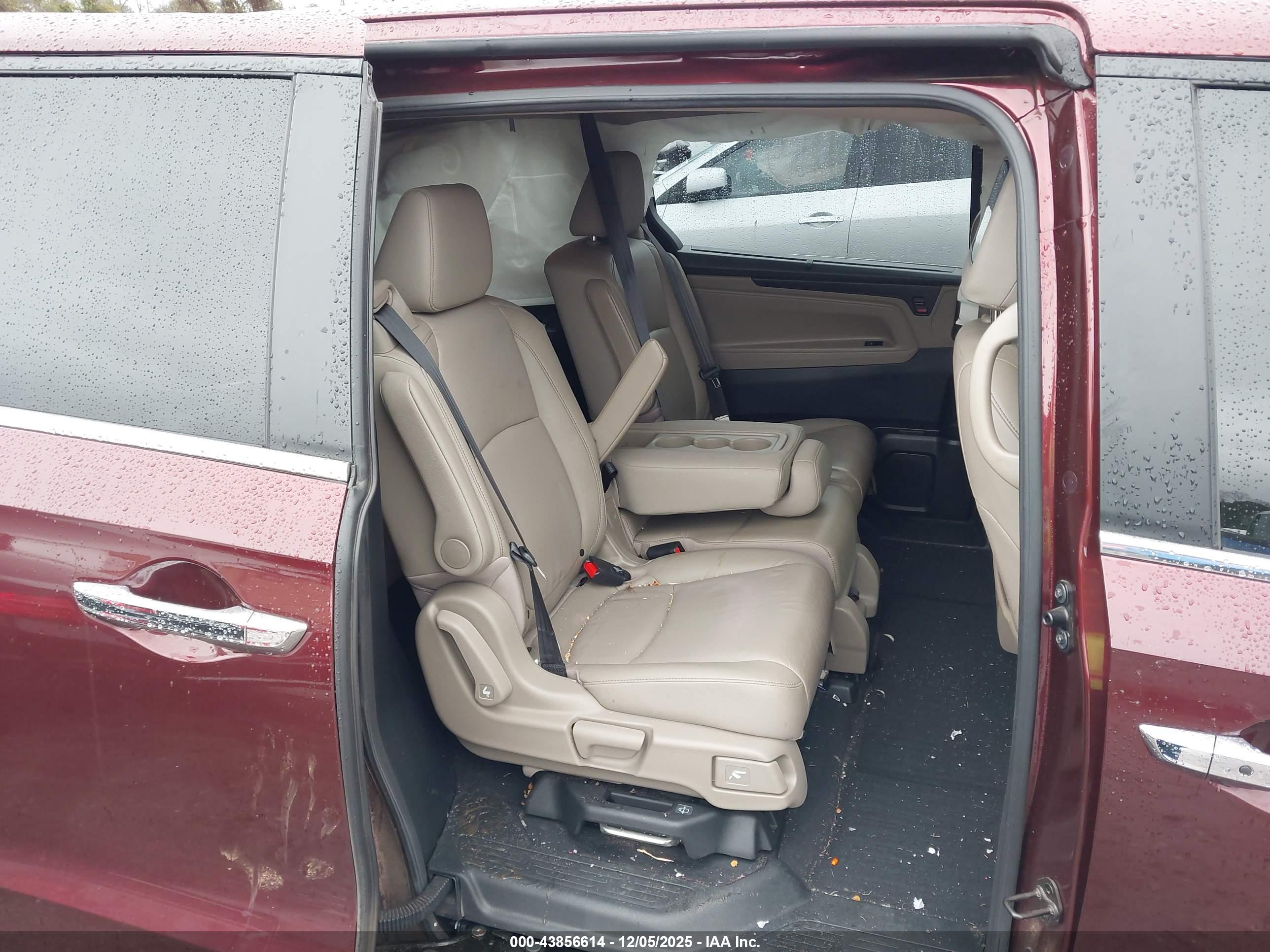 HONDA ODYSSEY image 8