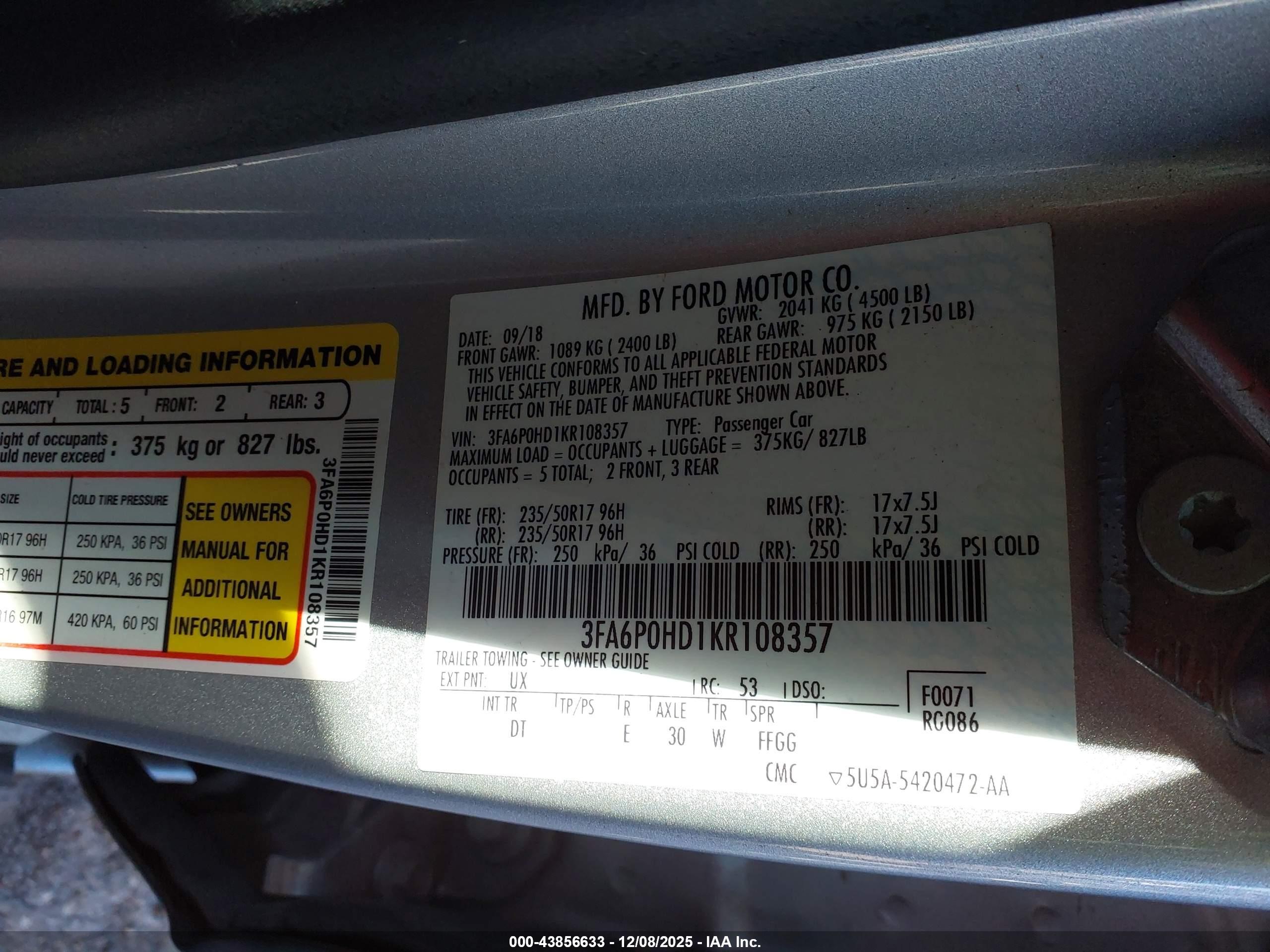 FORD FUSION image 9