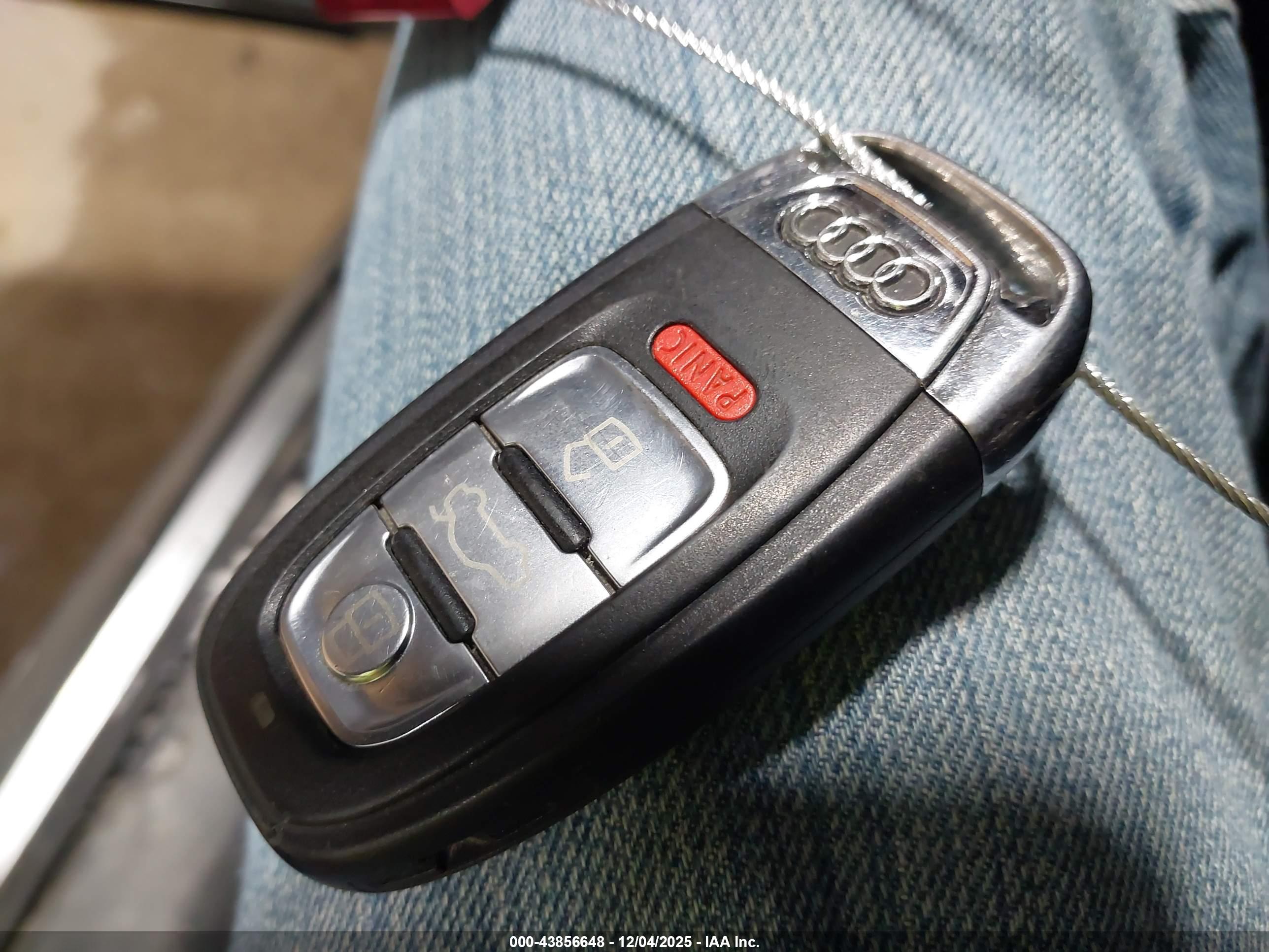 AUDI A6 image 11