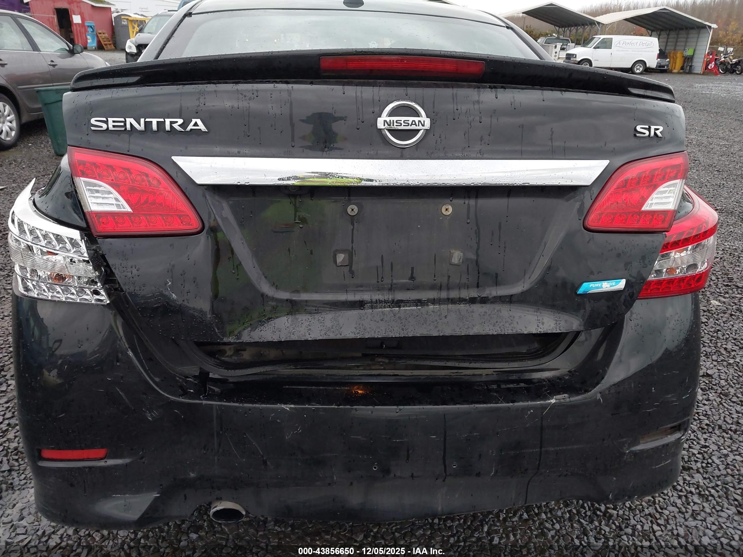 NISSAN SENTRA image 6
