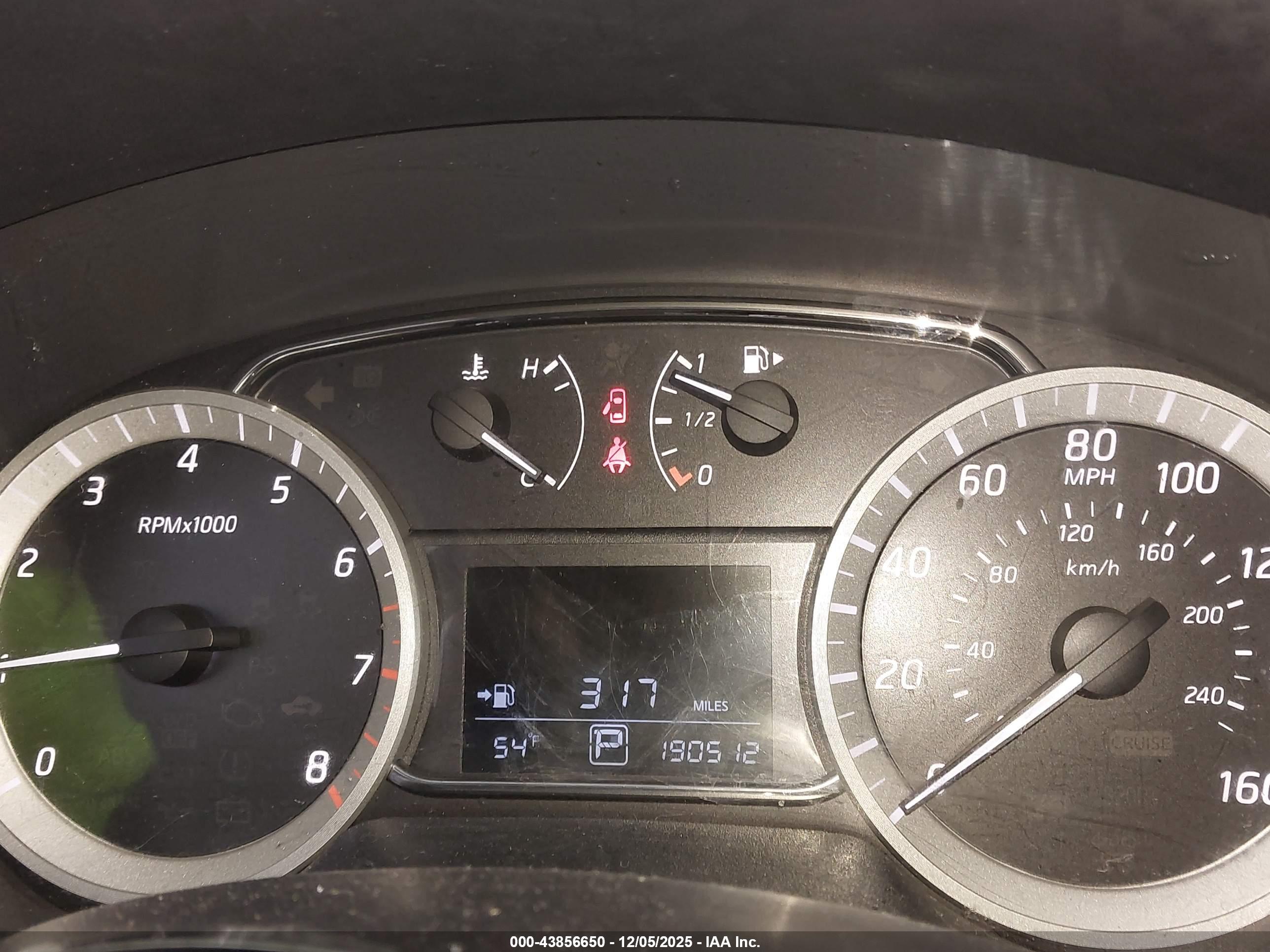 NISSAN SENTRA image 7