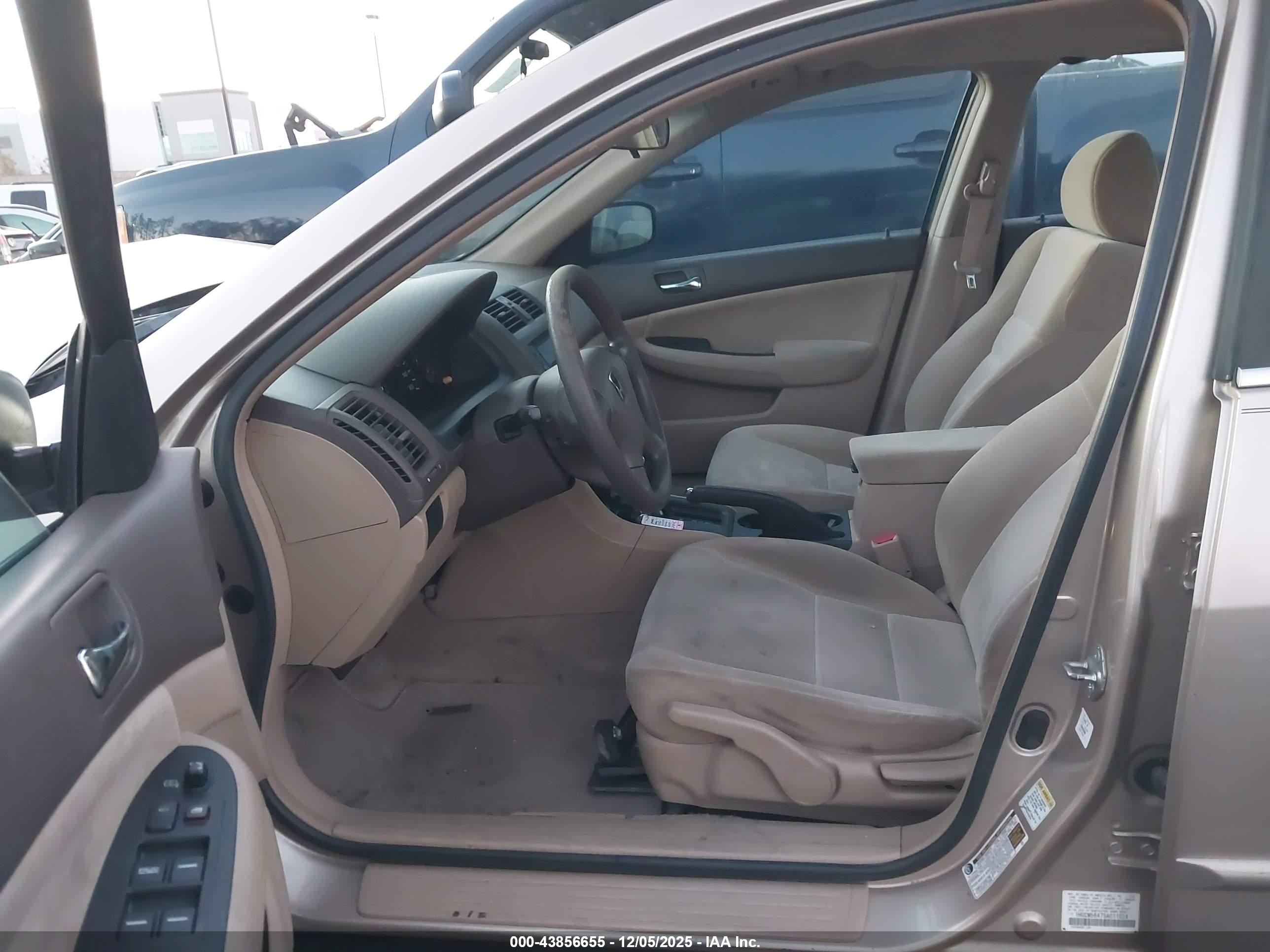HONDA ACCORD image 5