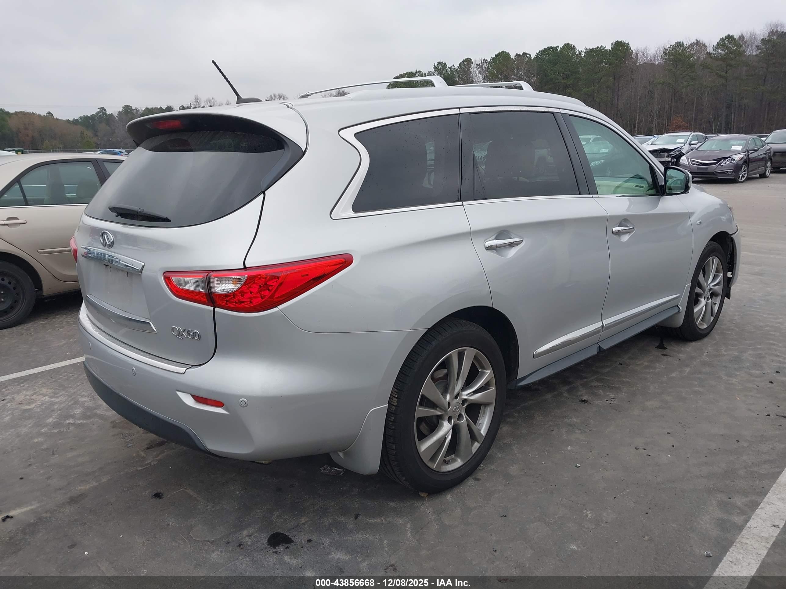 INFINITI QX60 image 4