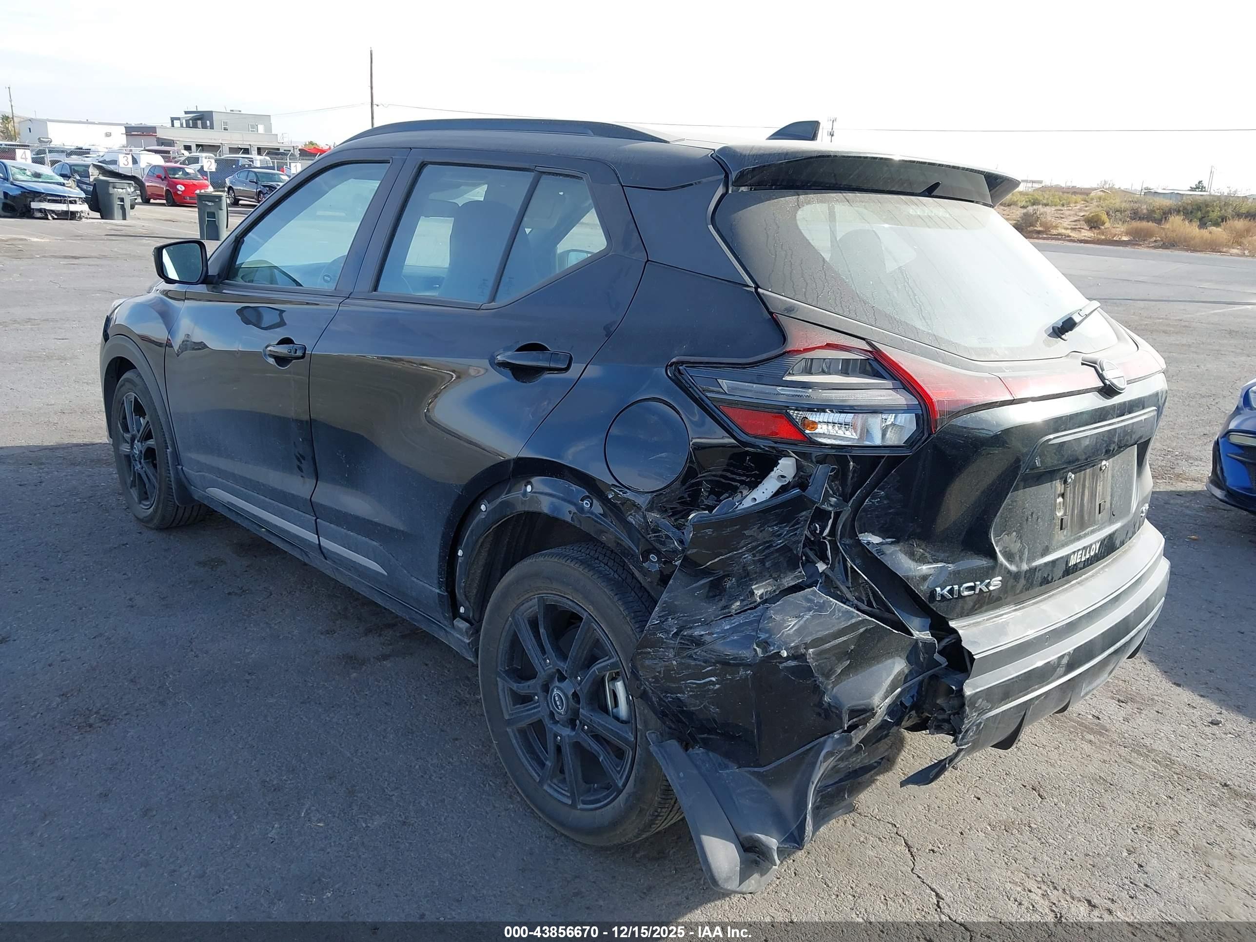 NISSAN KICKS image 3