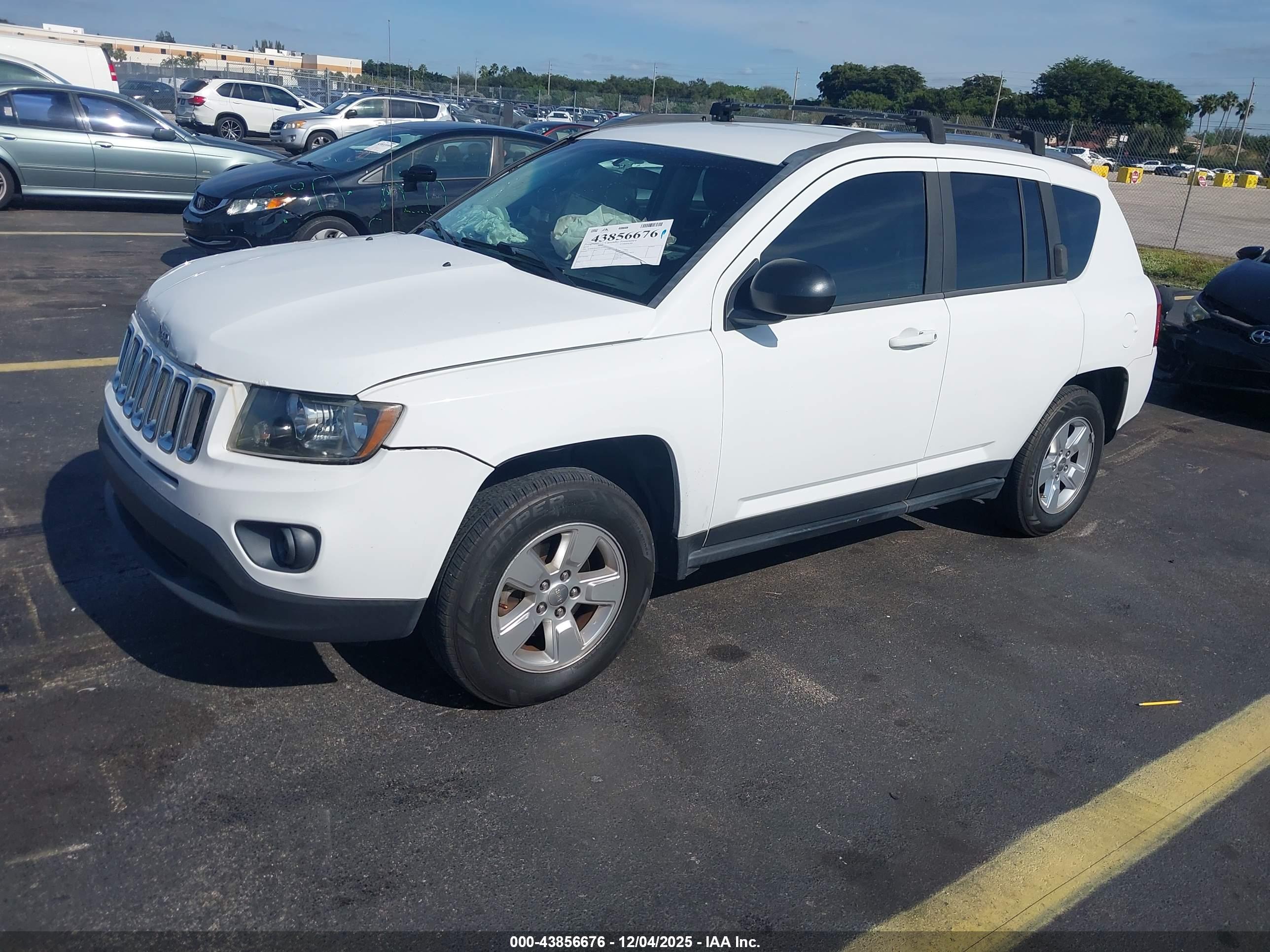 JEEP COMPASS image 2