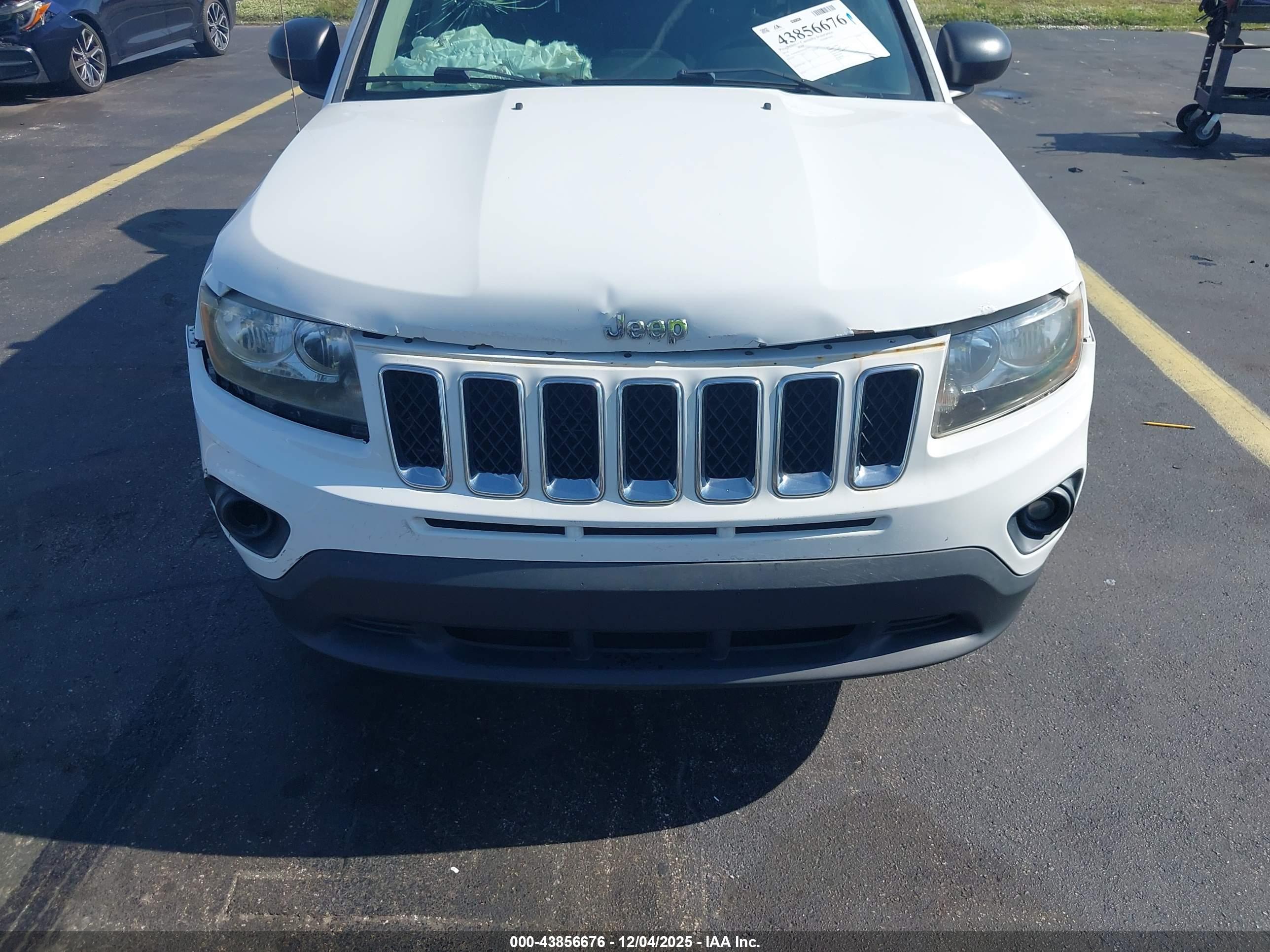 JEEP COMPASS image 6