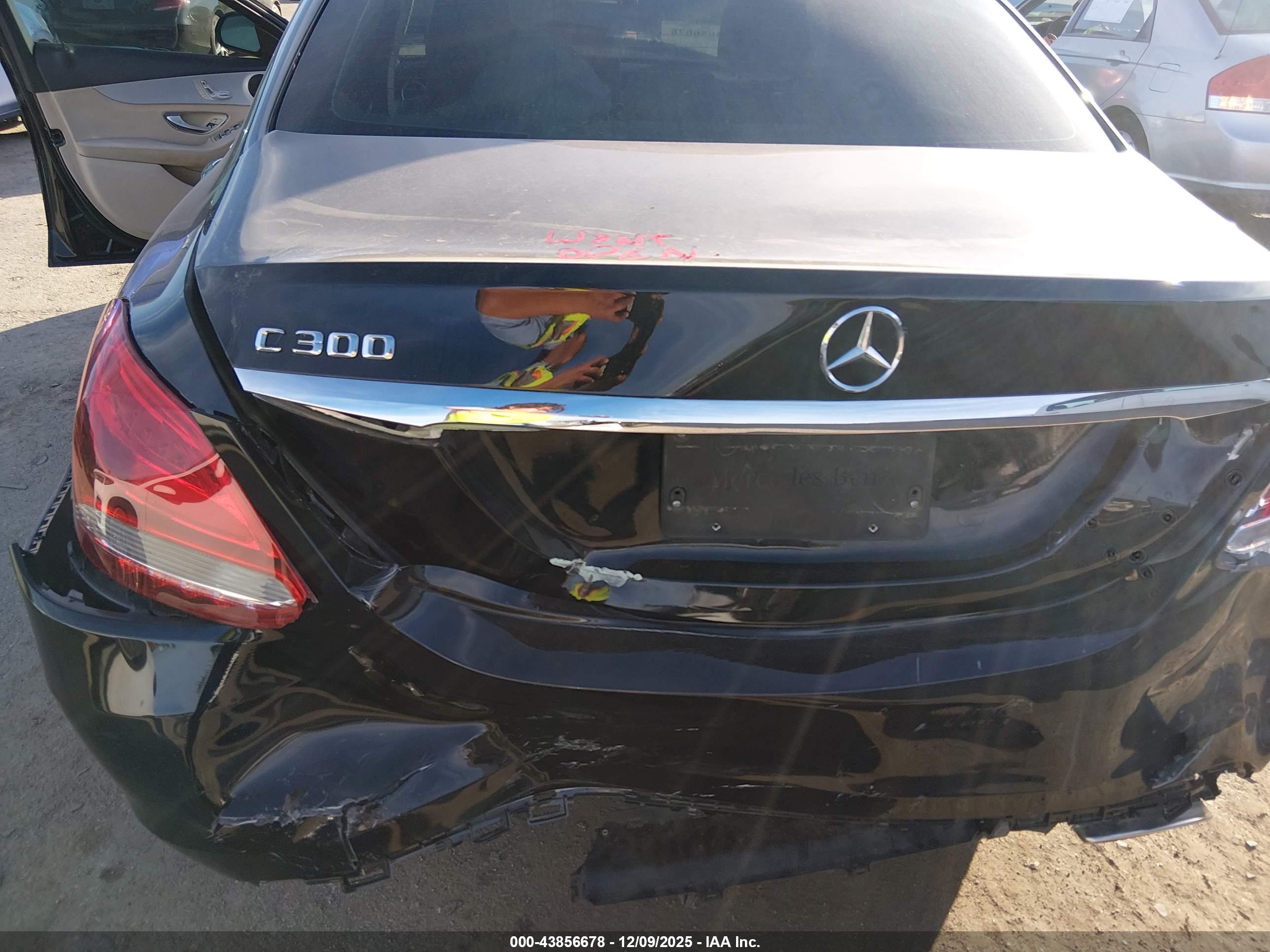 MERCEDES-BENZ C image 6