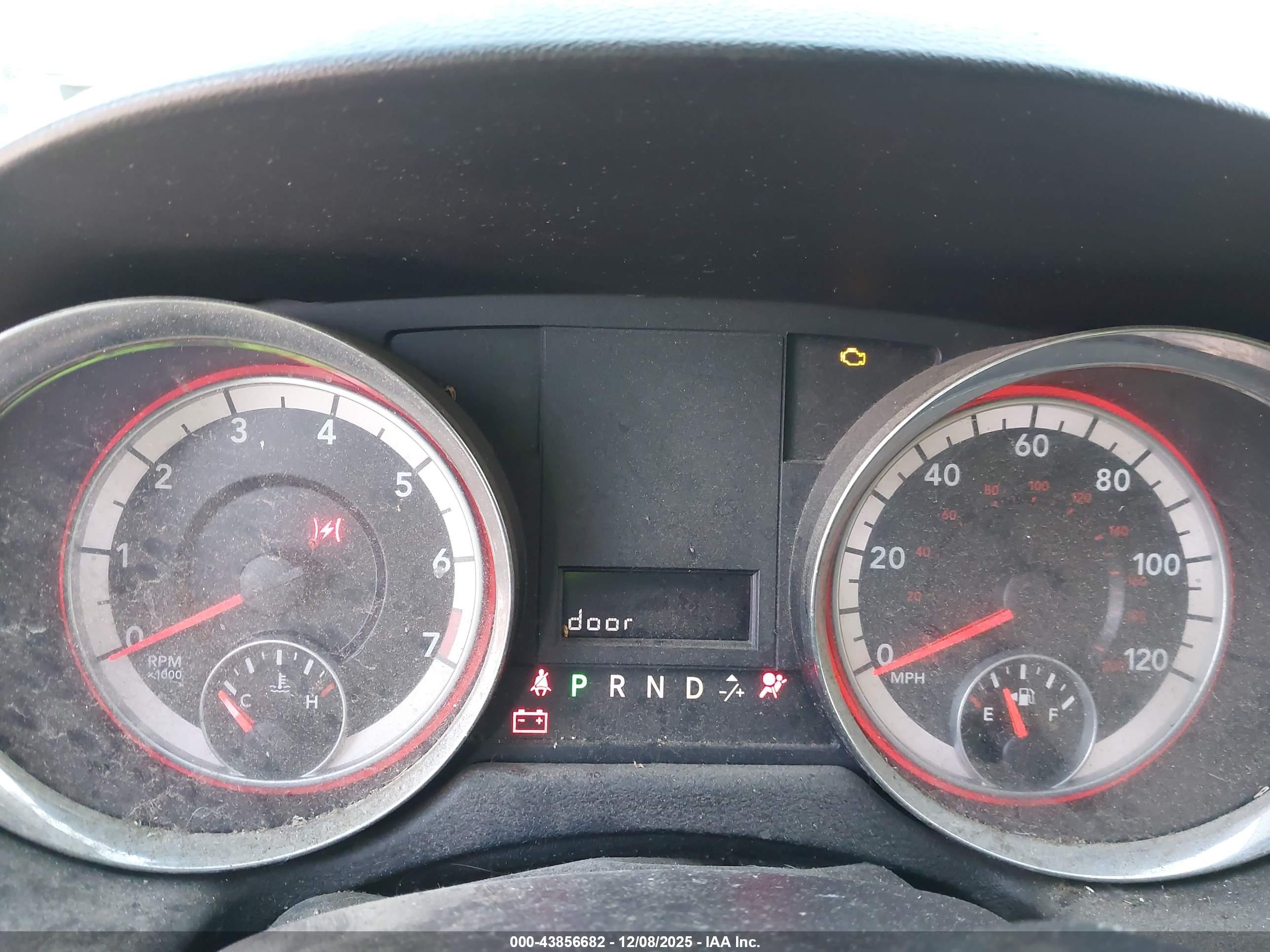DODGE GRAND image 7