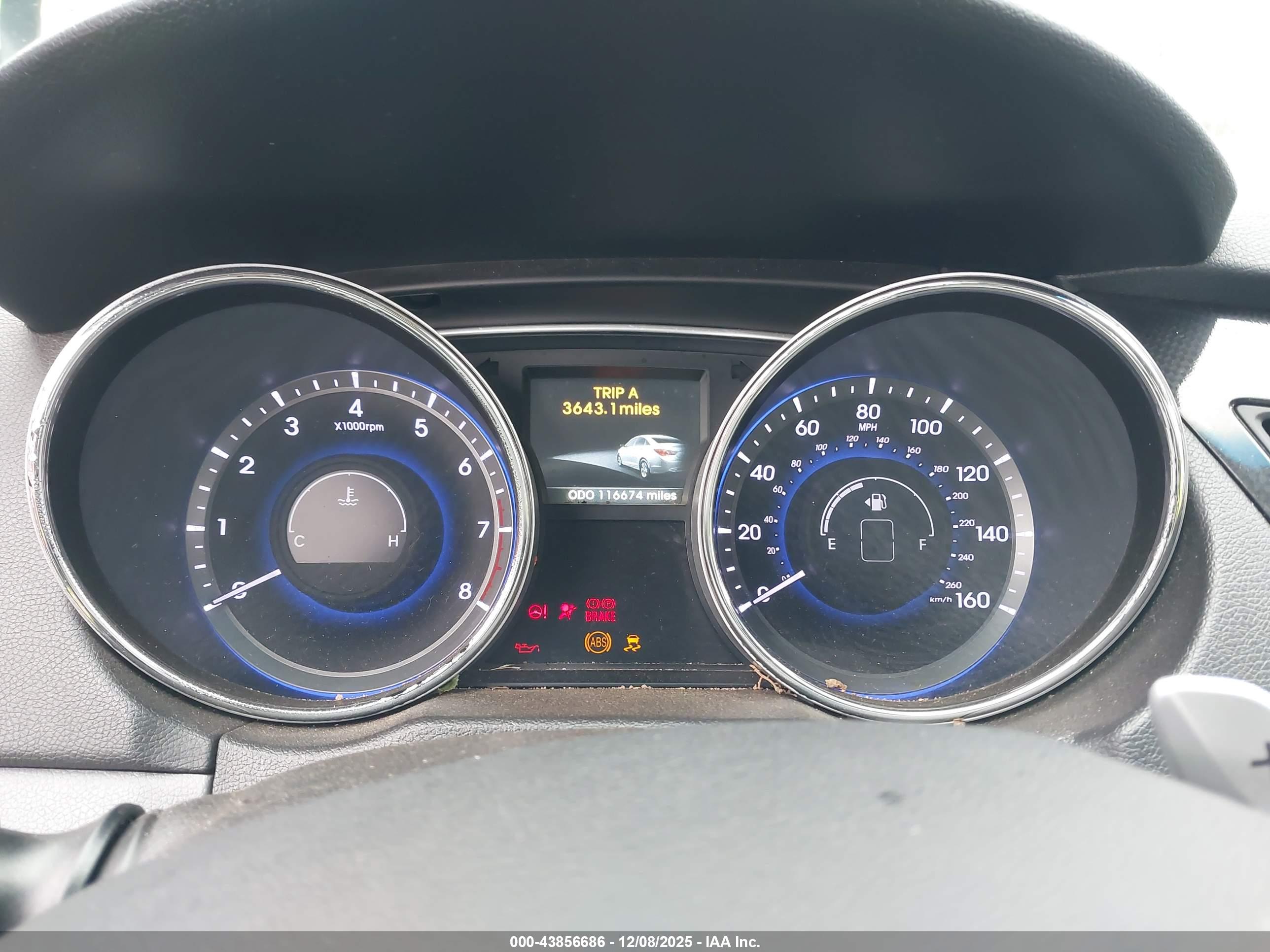 HYUNDAI SONATA image 7