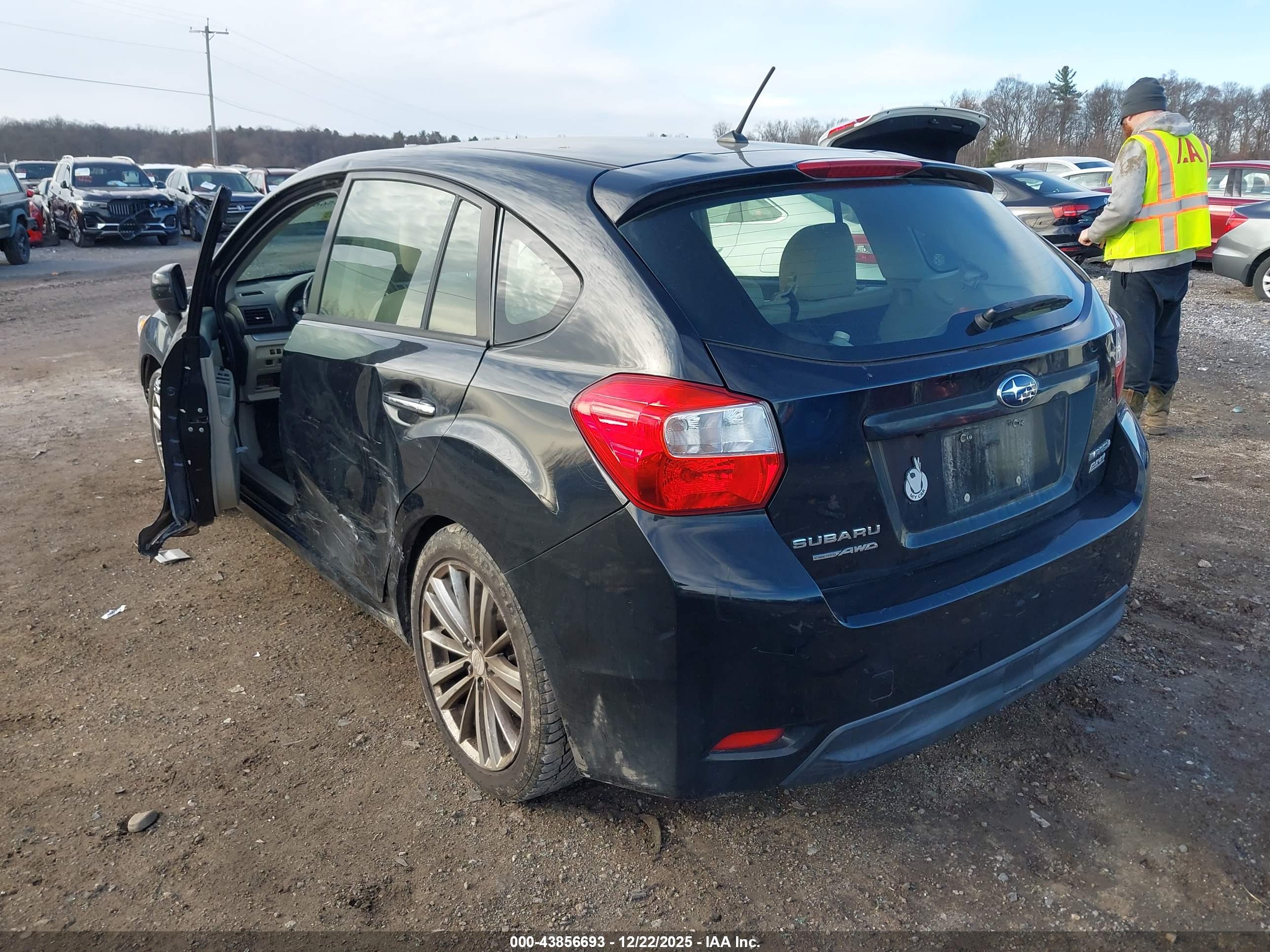SUBARU IMPREZA image 3