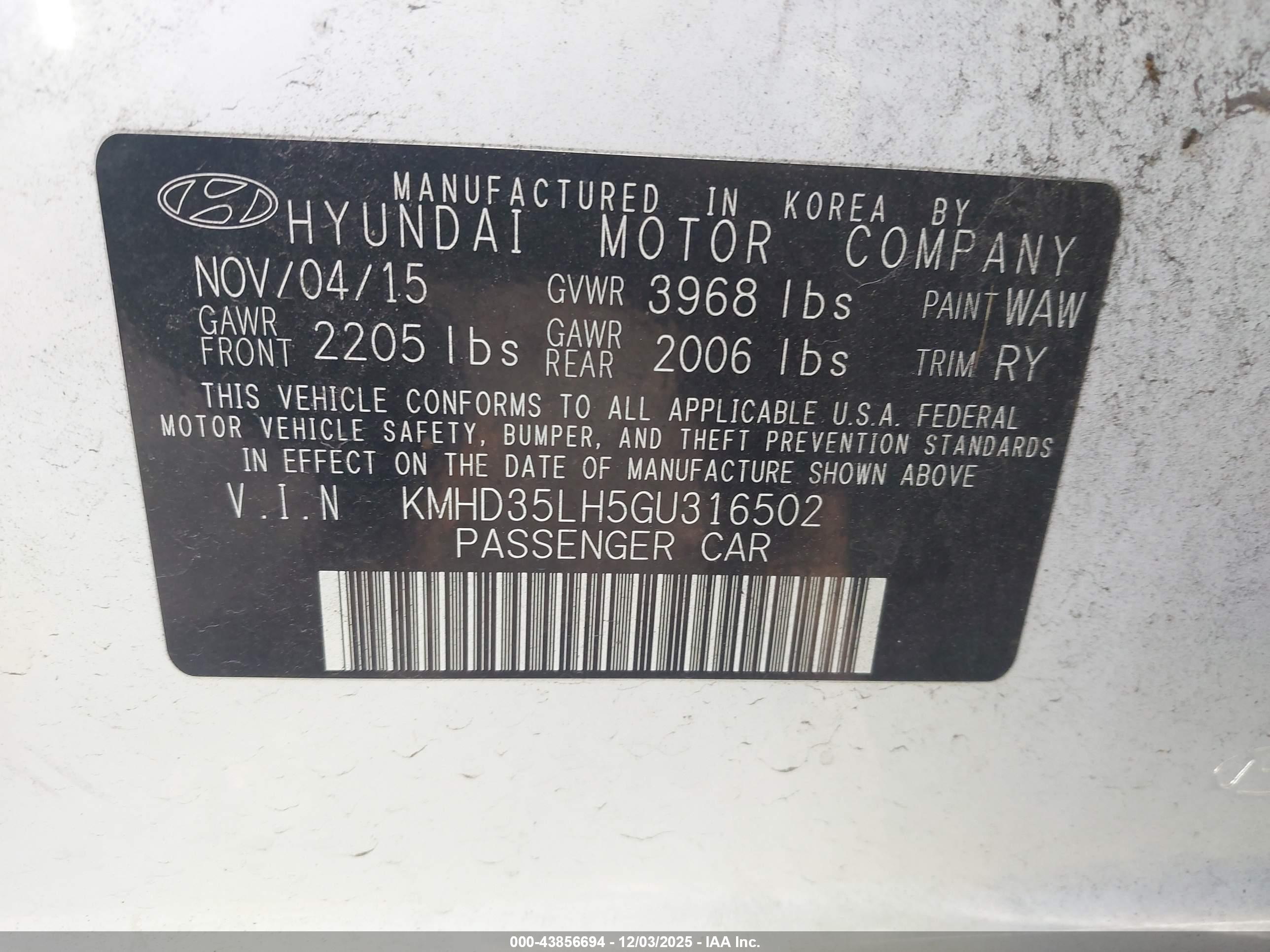 HYUNDAI ELANTRA image 9