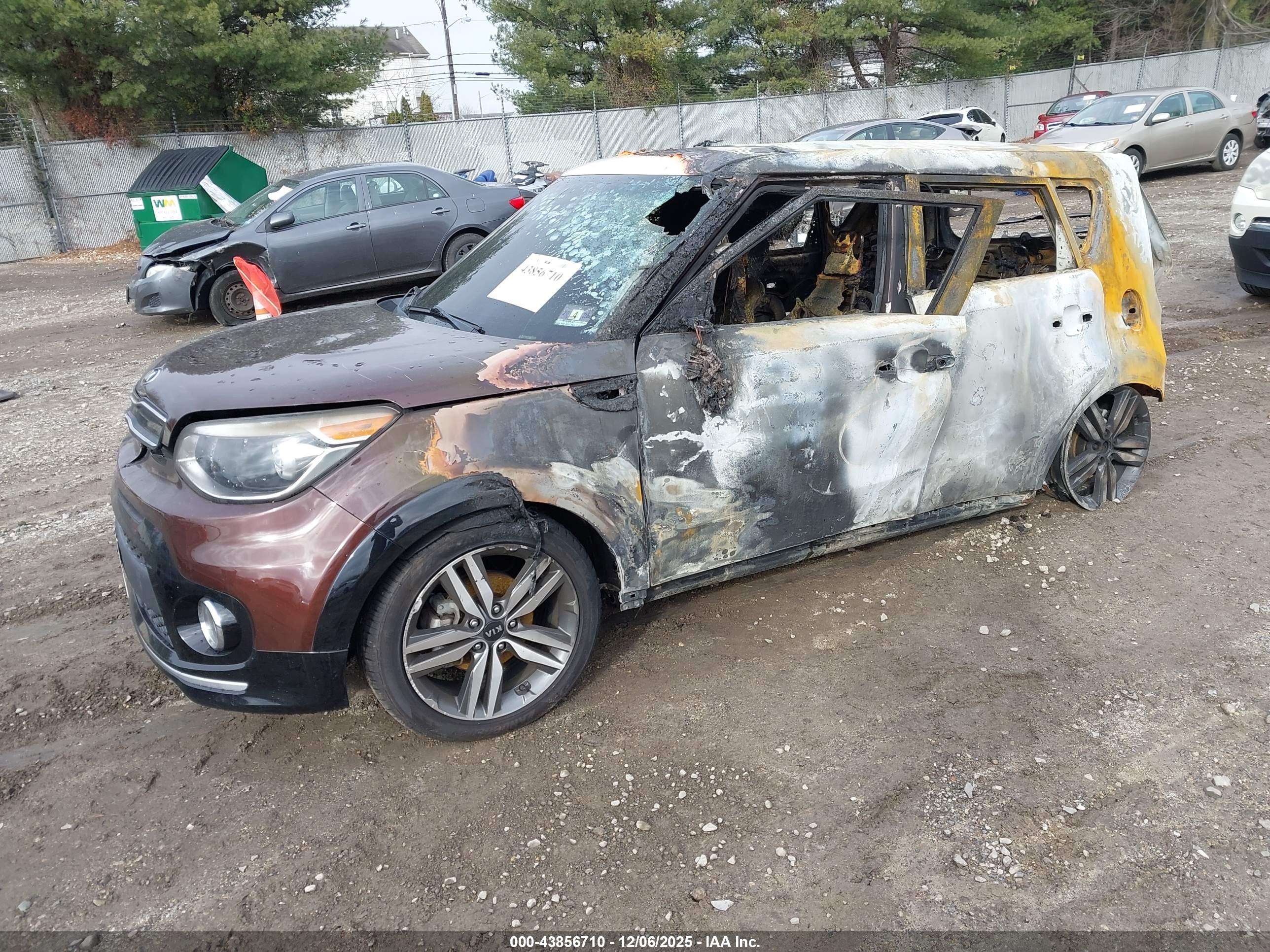 KIA SOUL image 2
