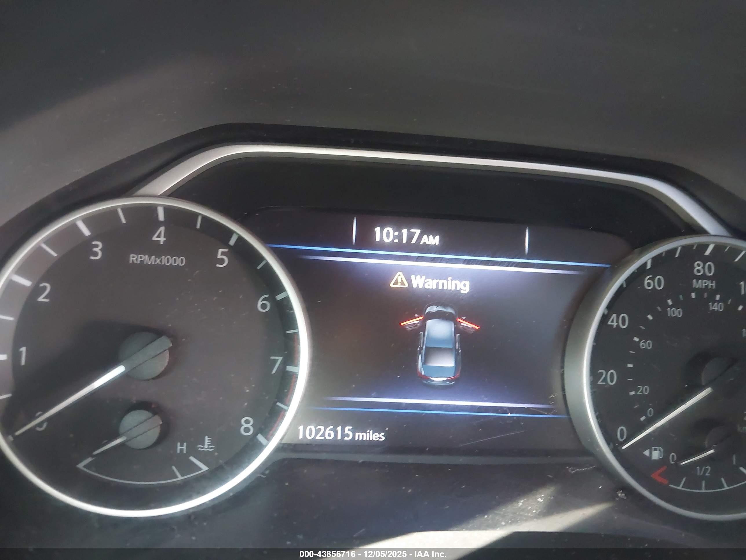 NISSAN MAXIMA image 7