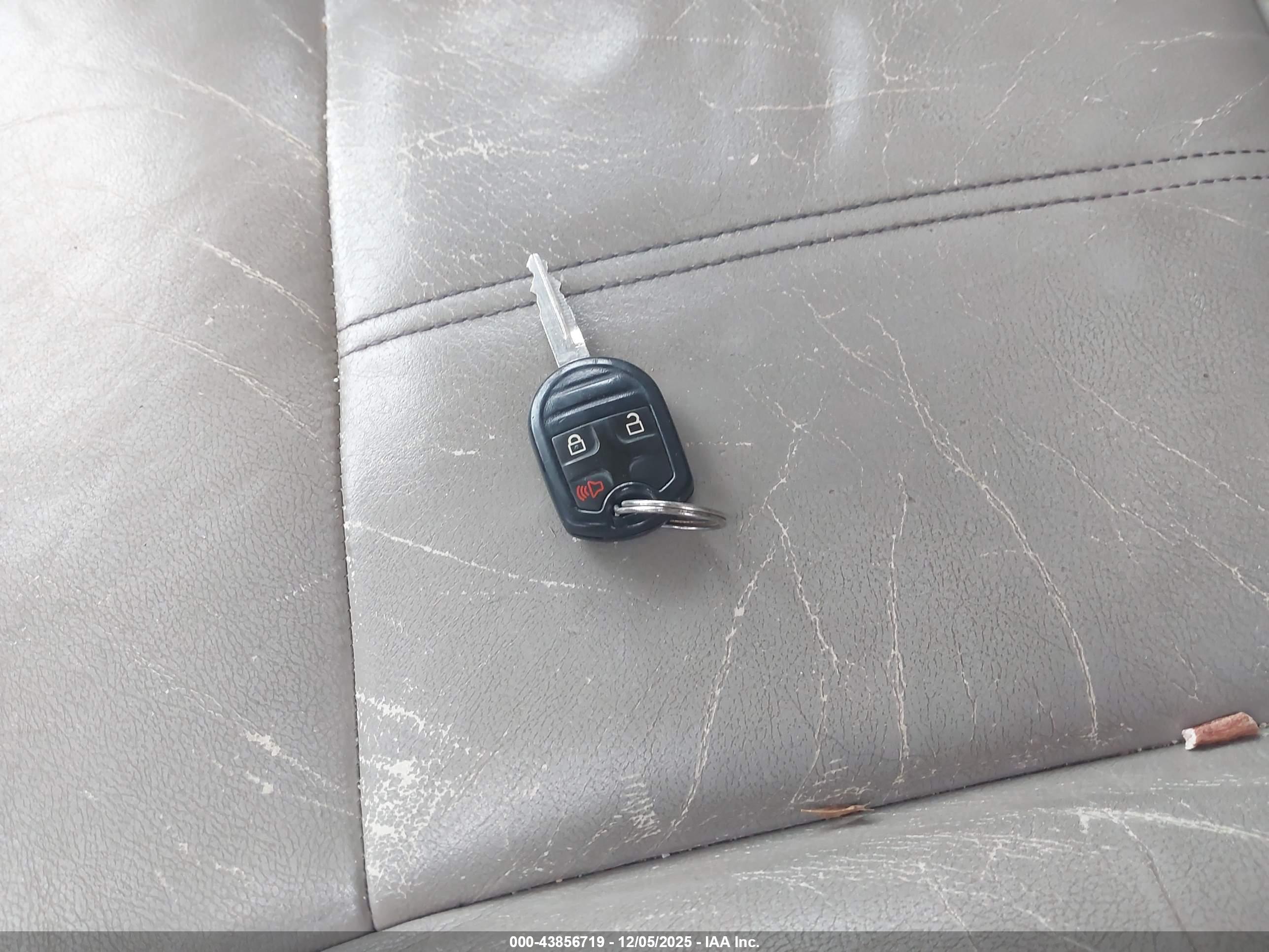 FORD EDGE image 11