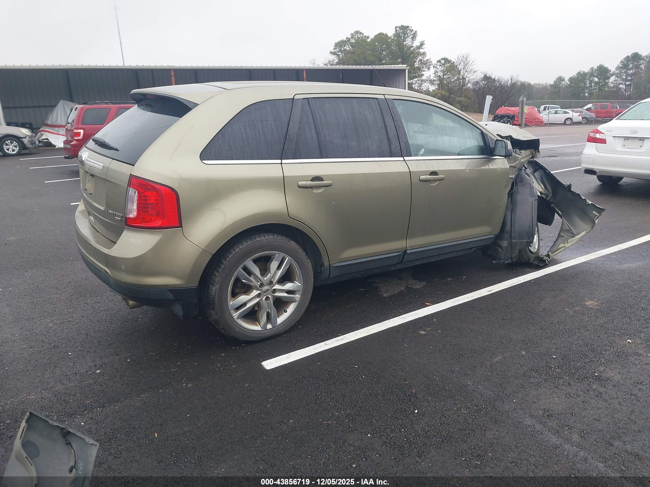 FORD EDGE image 4