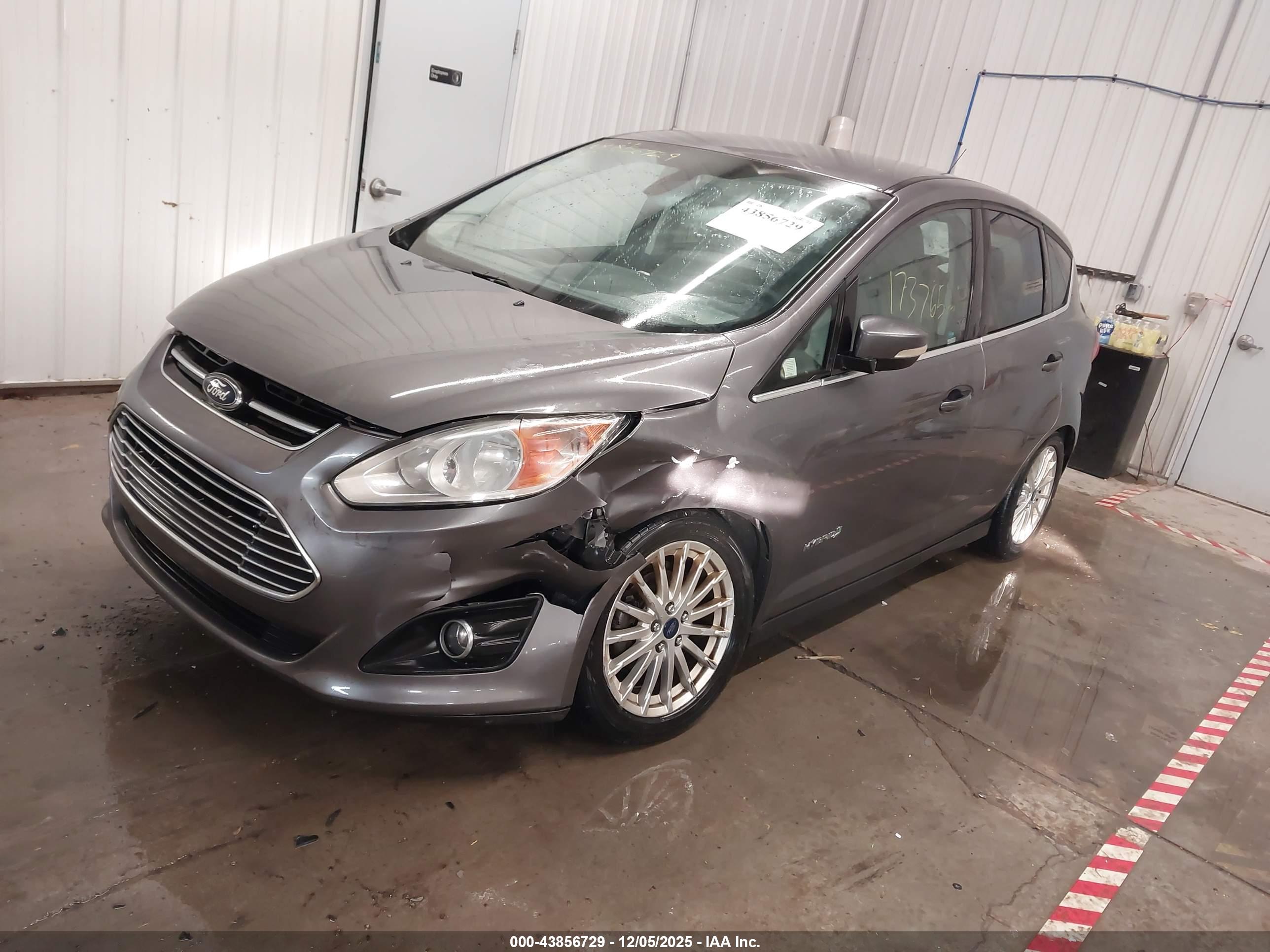 FORD C-MAX image 2