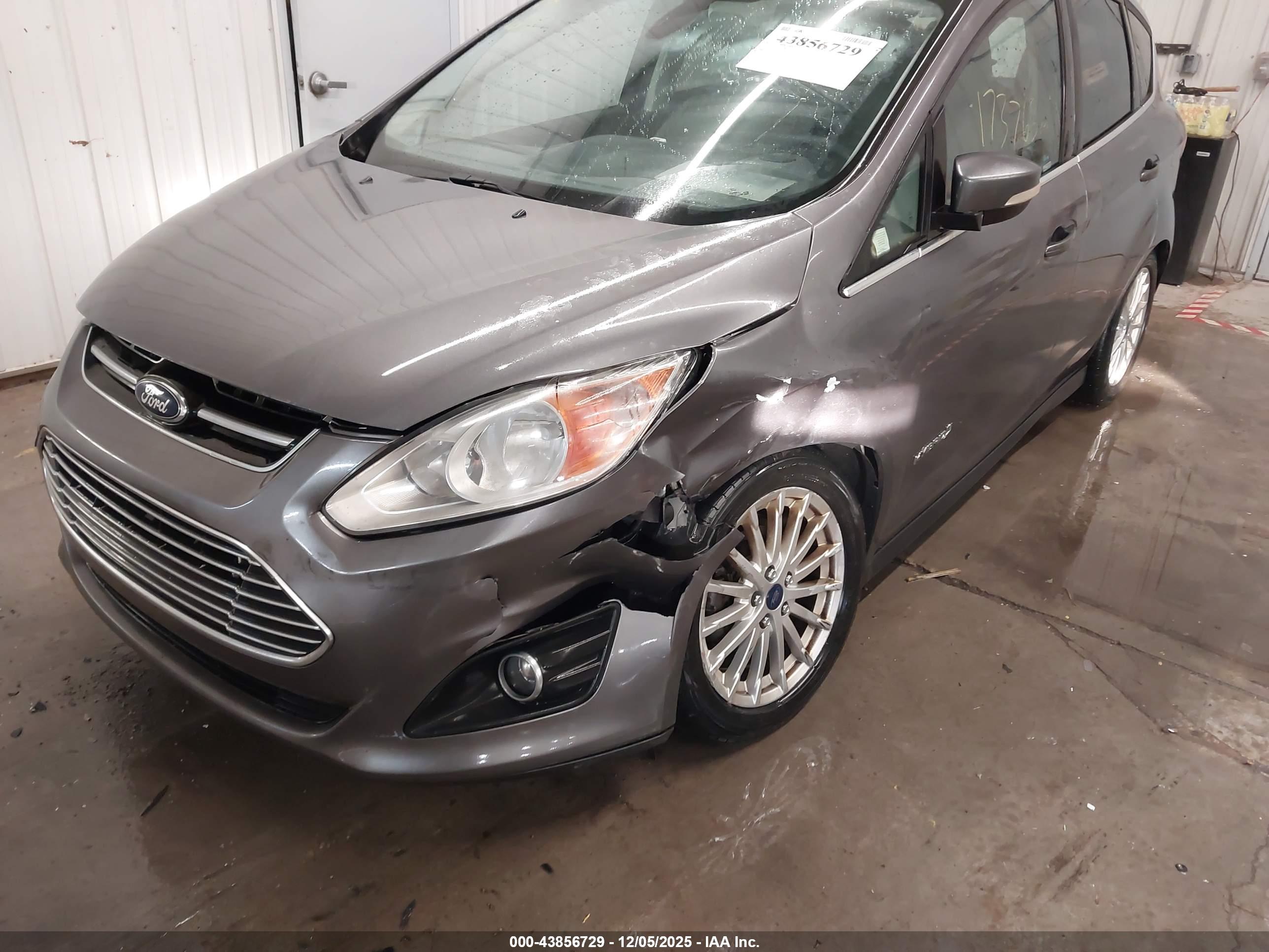 FORD C-MAX image 6