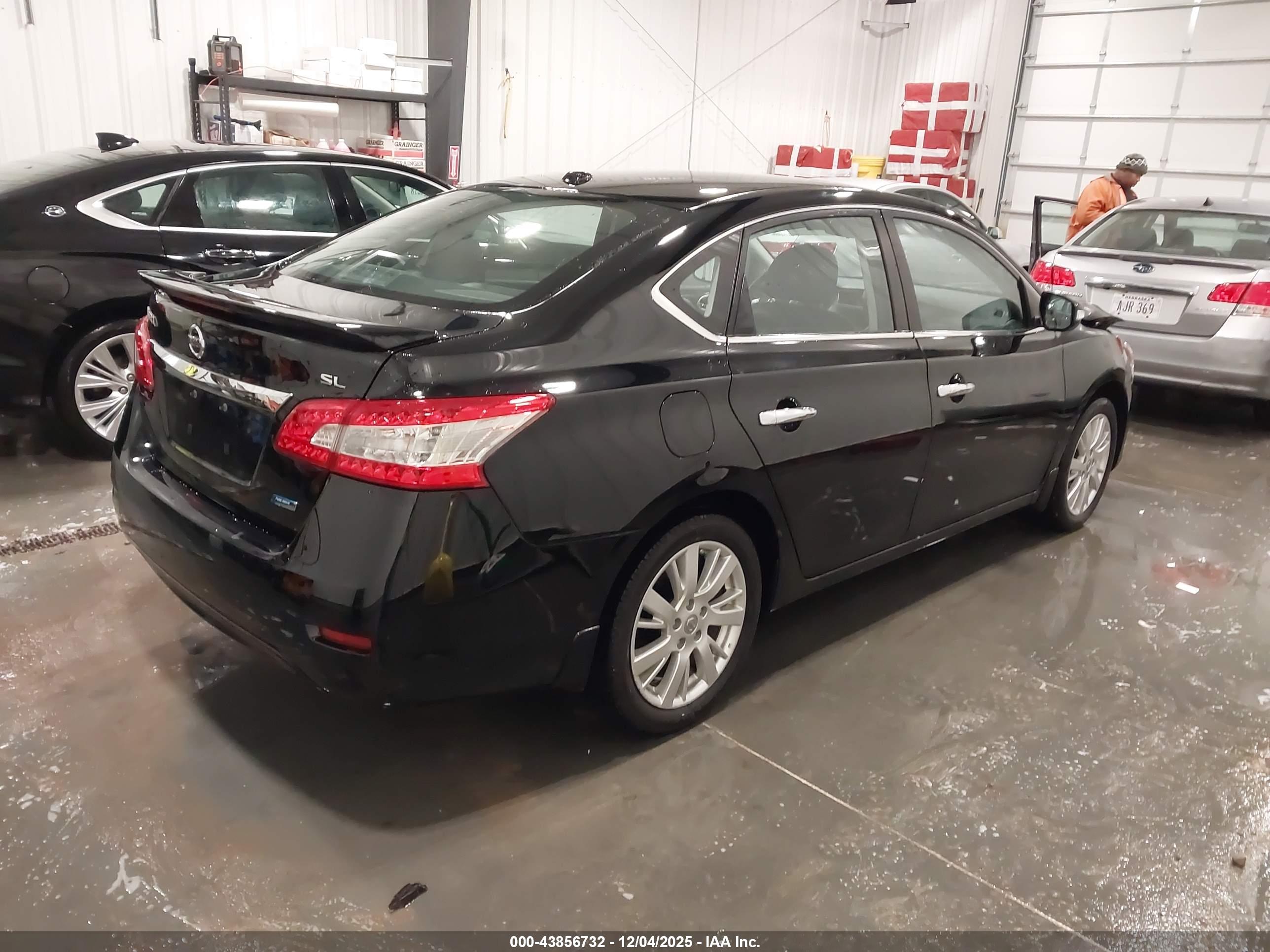 NISSAN SENTRA image 4