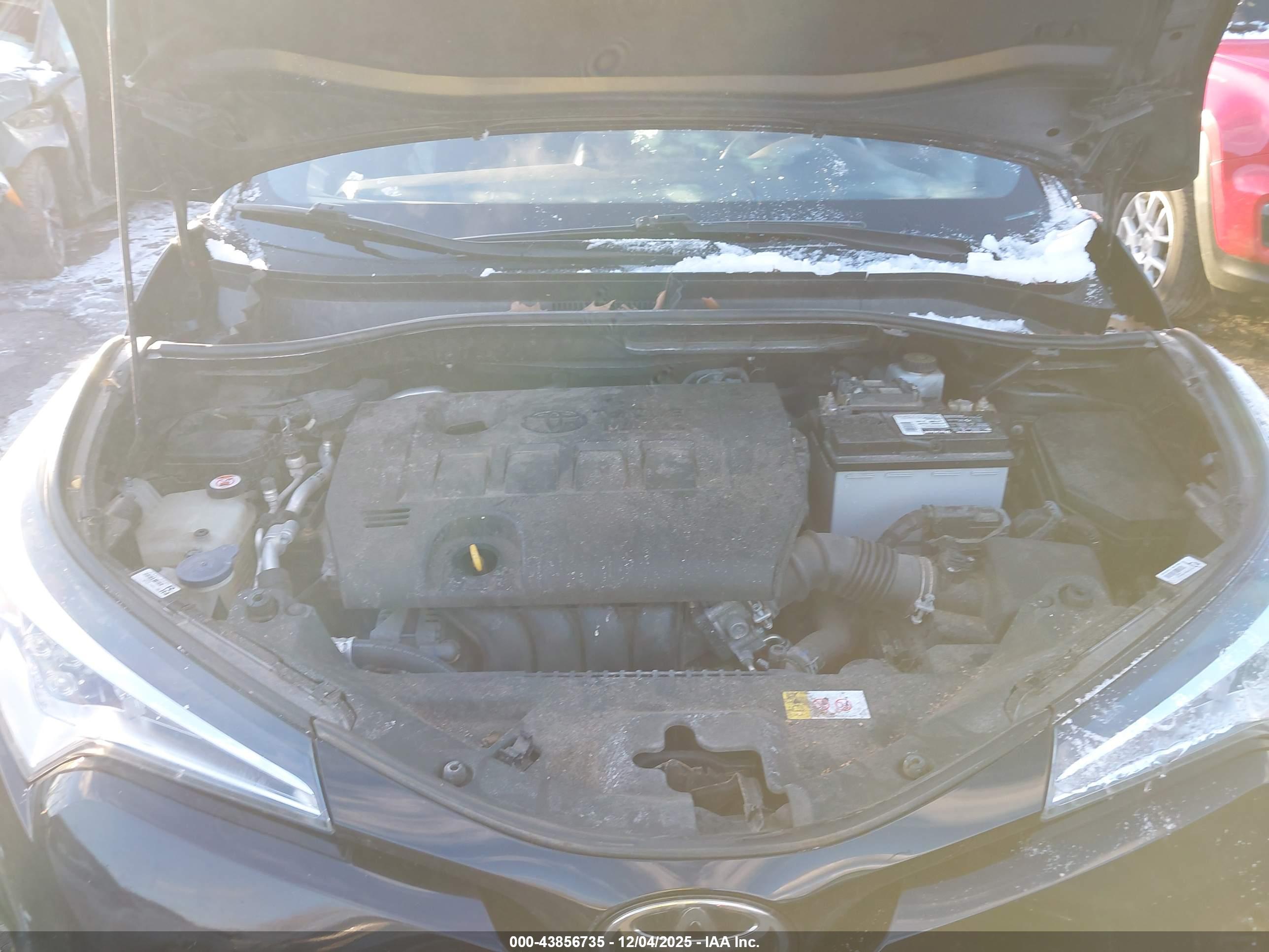 TOYOTA C-HR image 10