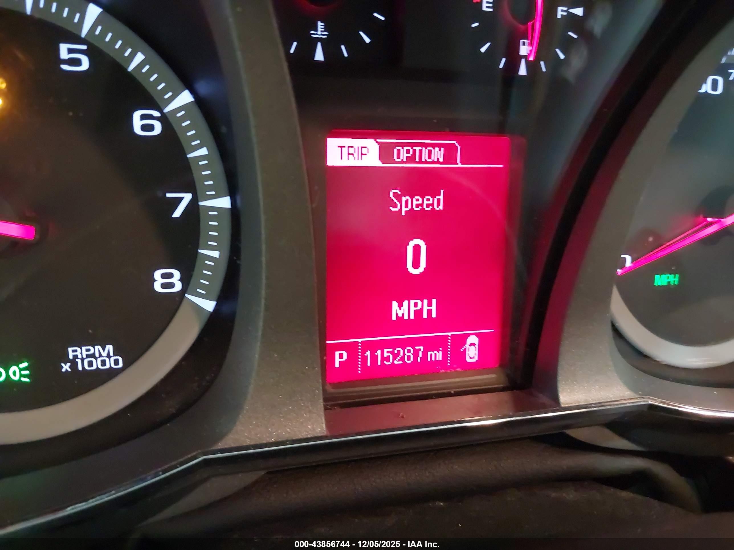 GMC TERRAIN image 7