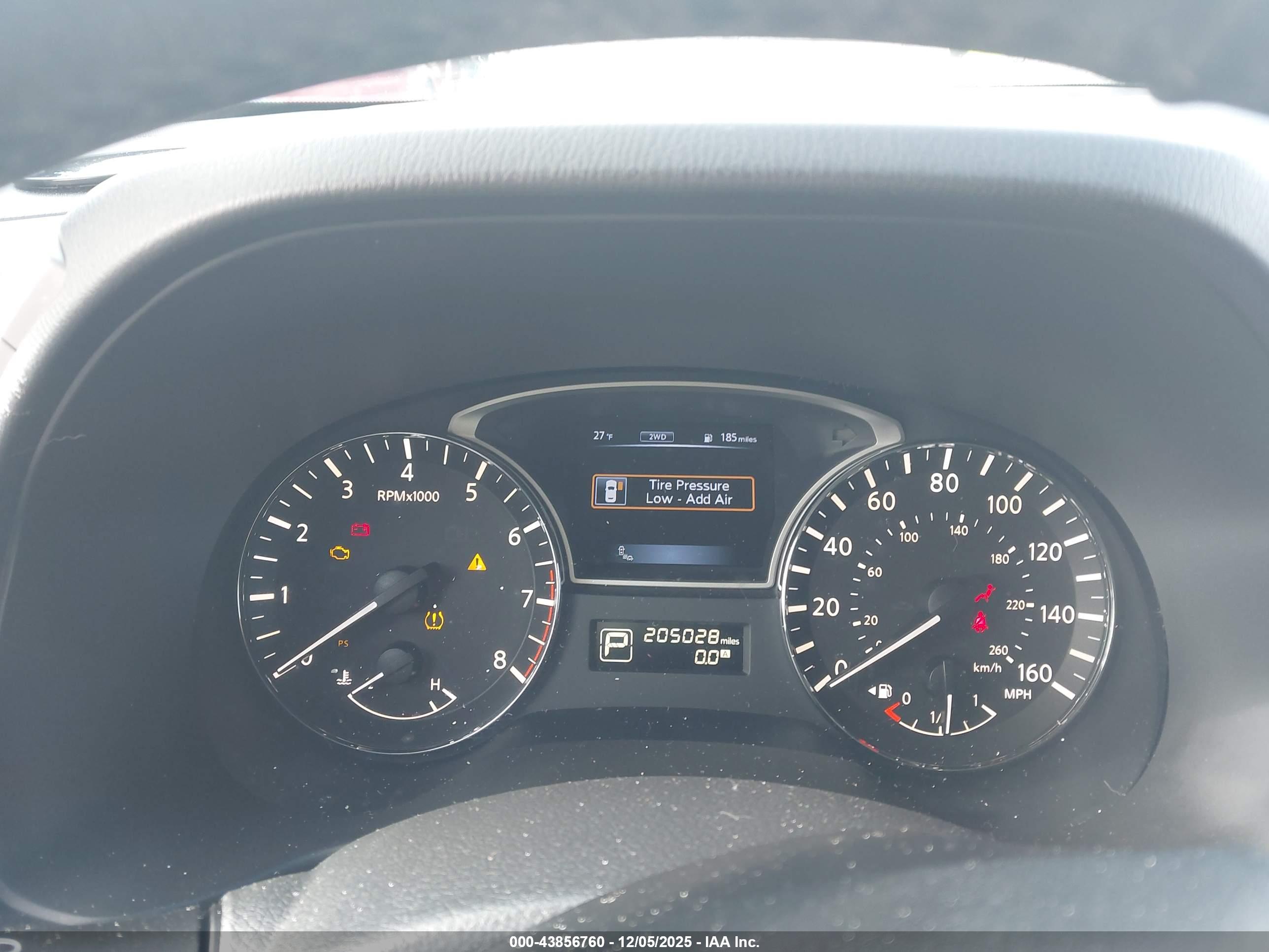 NISSAN PATHFINDER image 7