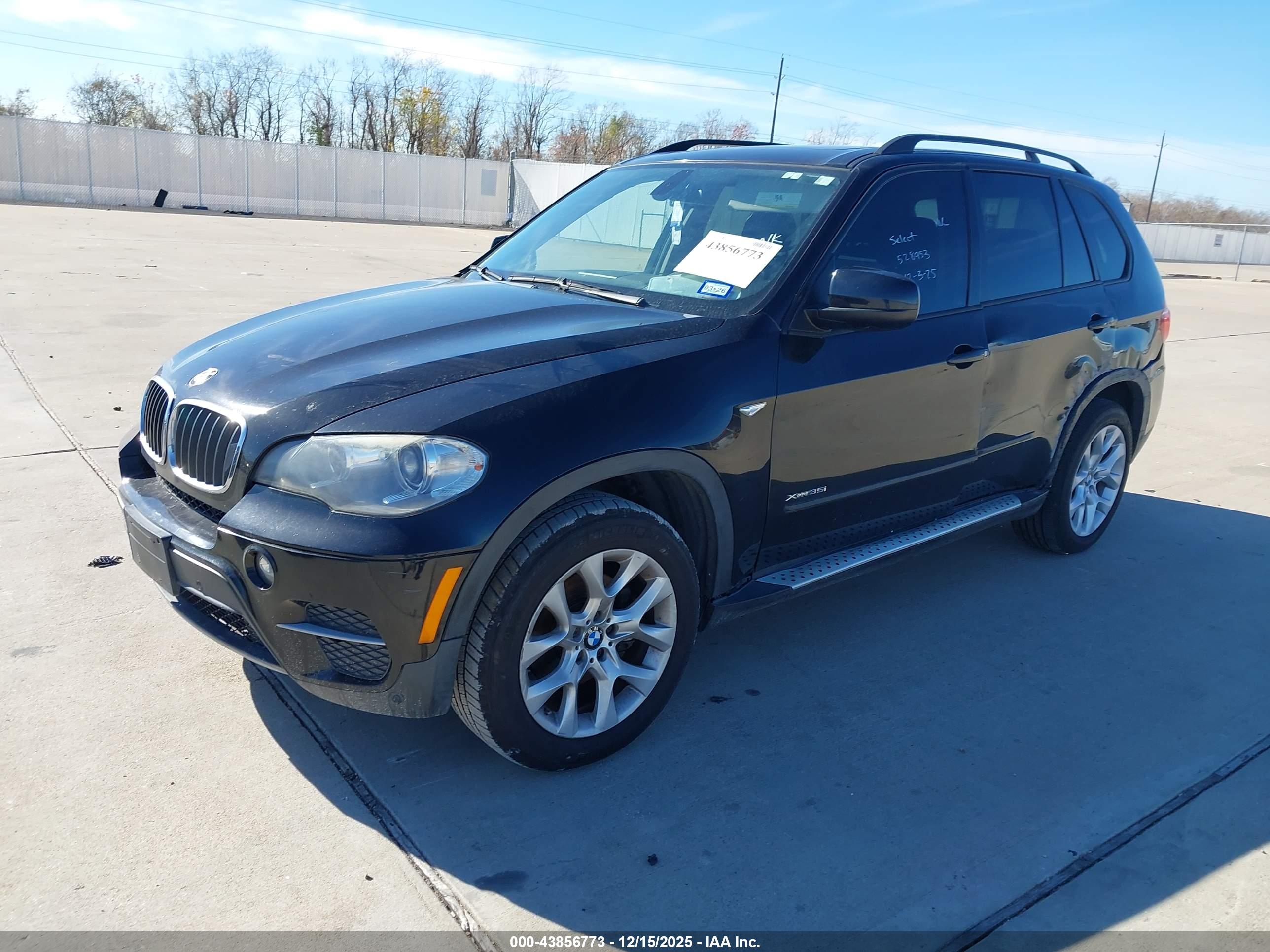 BMW X5 image 2