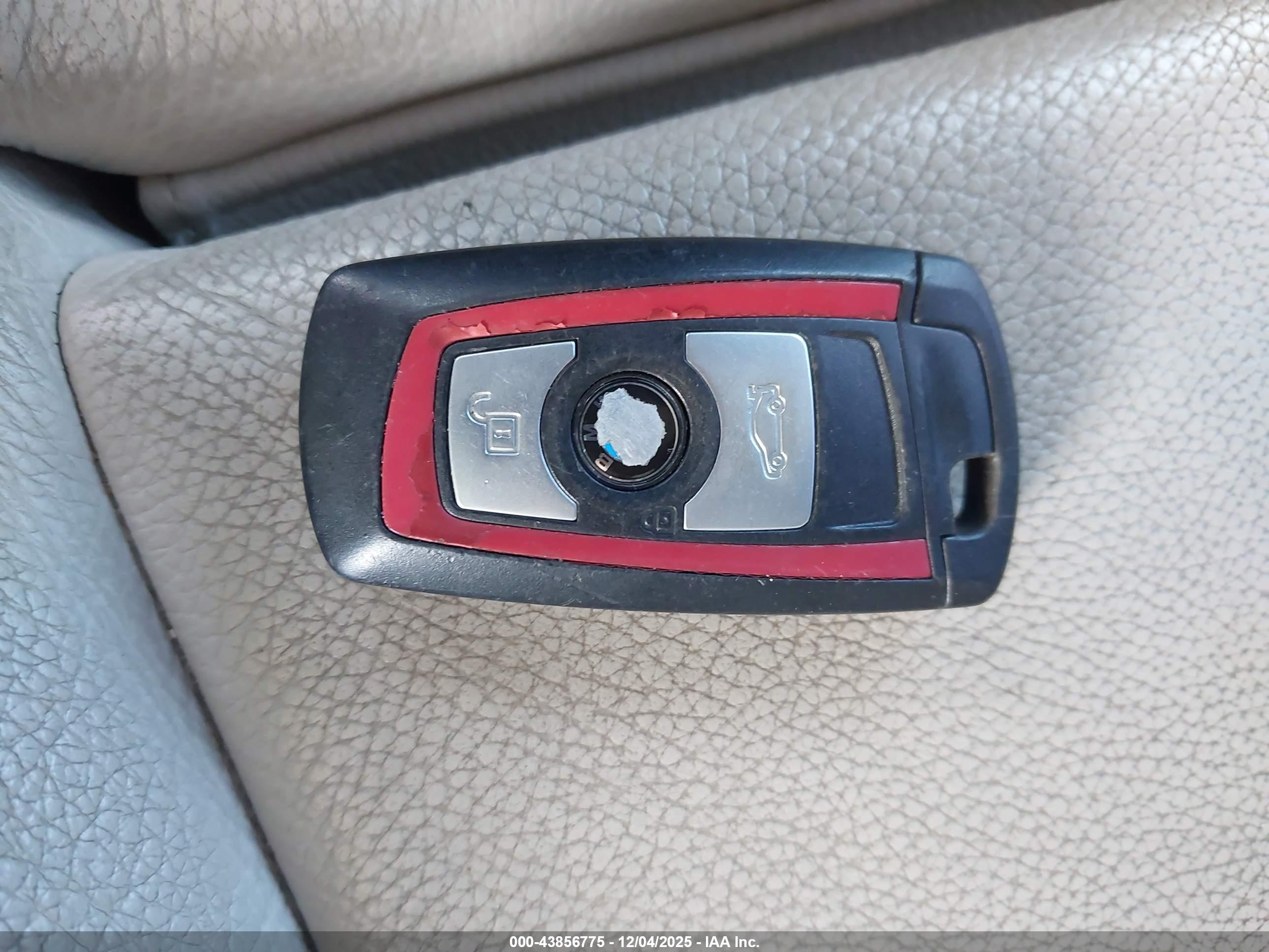 BMW 328I image 11