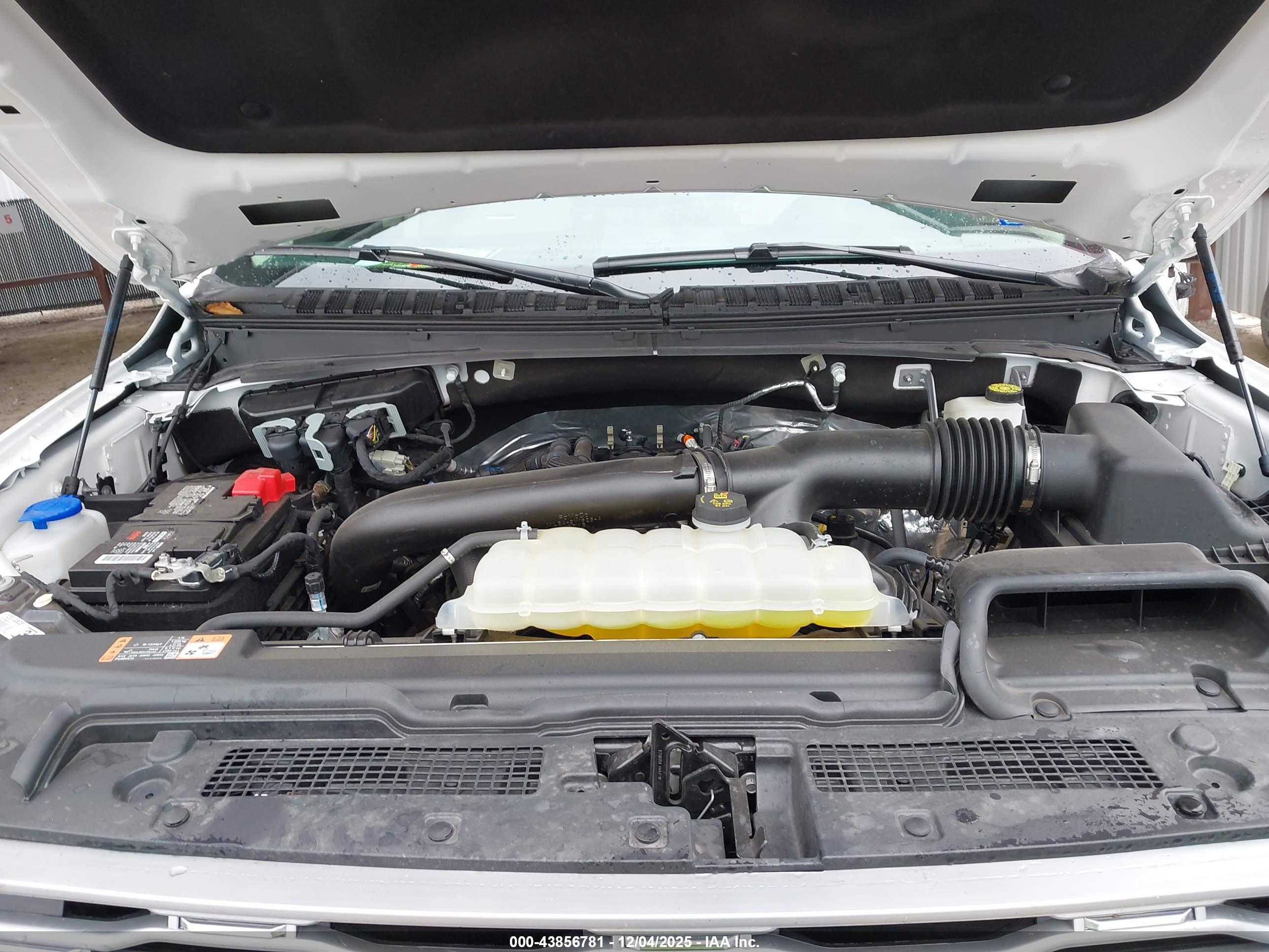 FORD EXPEDITION image 10
