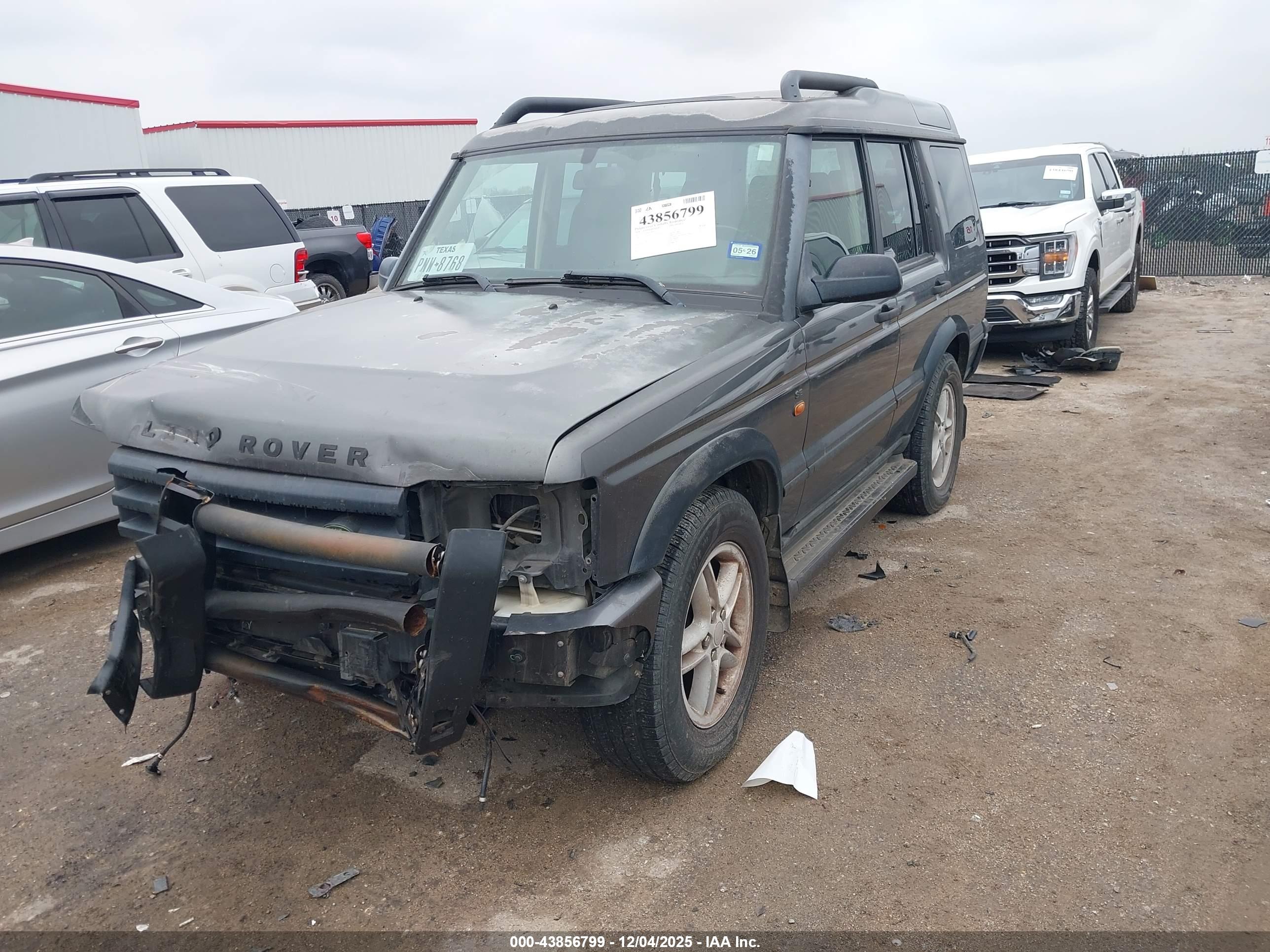 LAND ROVER image 2