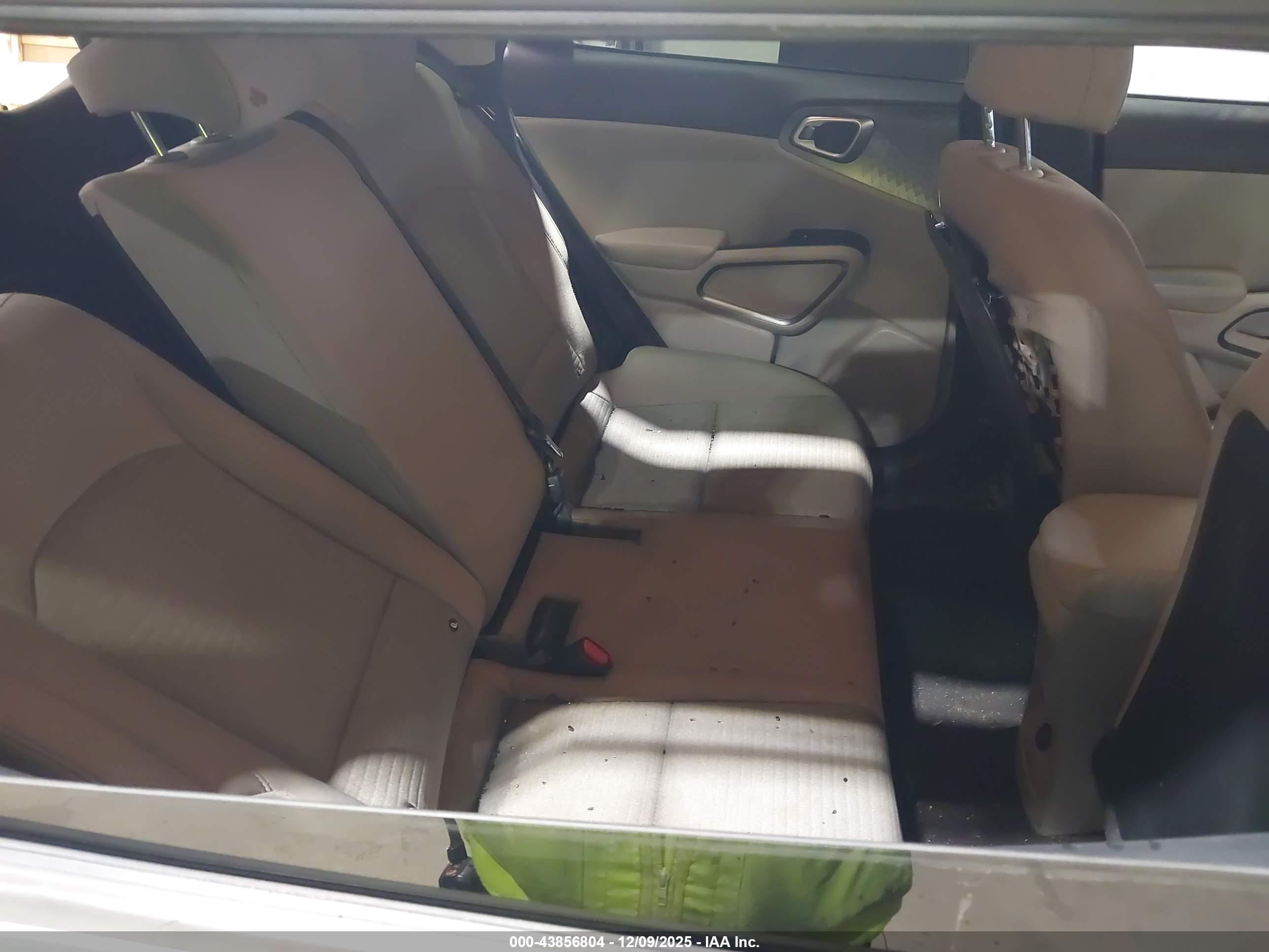 KIA SOUL image 8