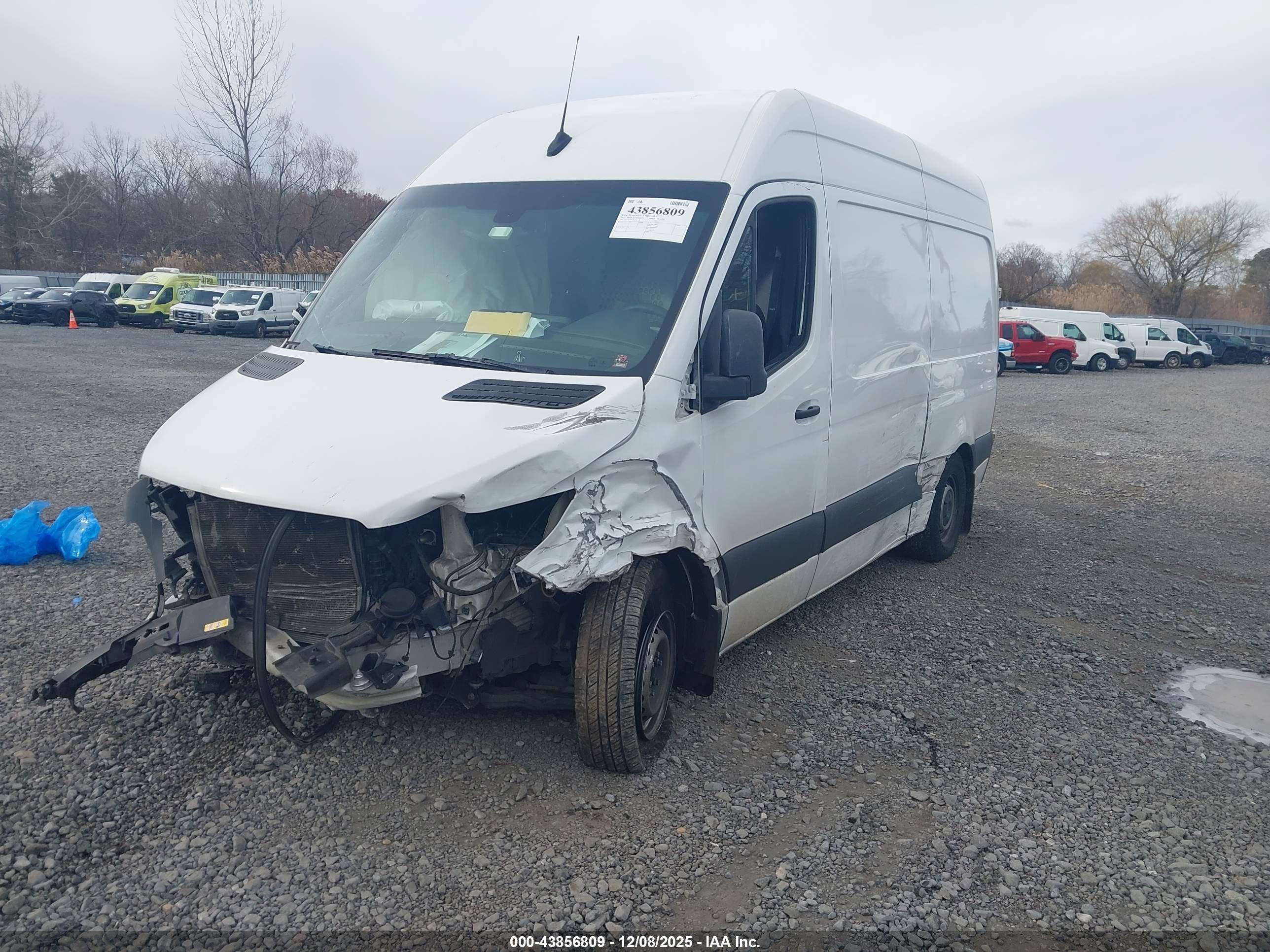 MERCEDES-BENZ SPRINTER image 2