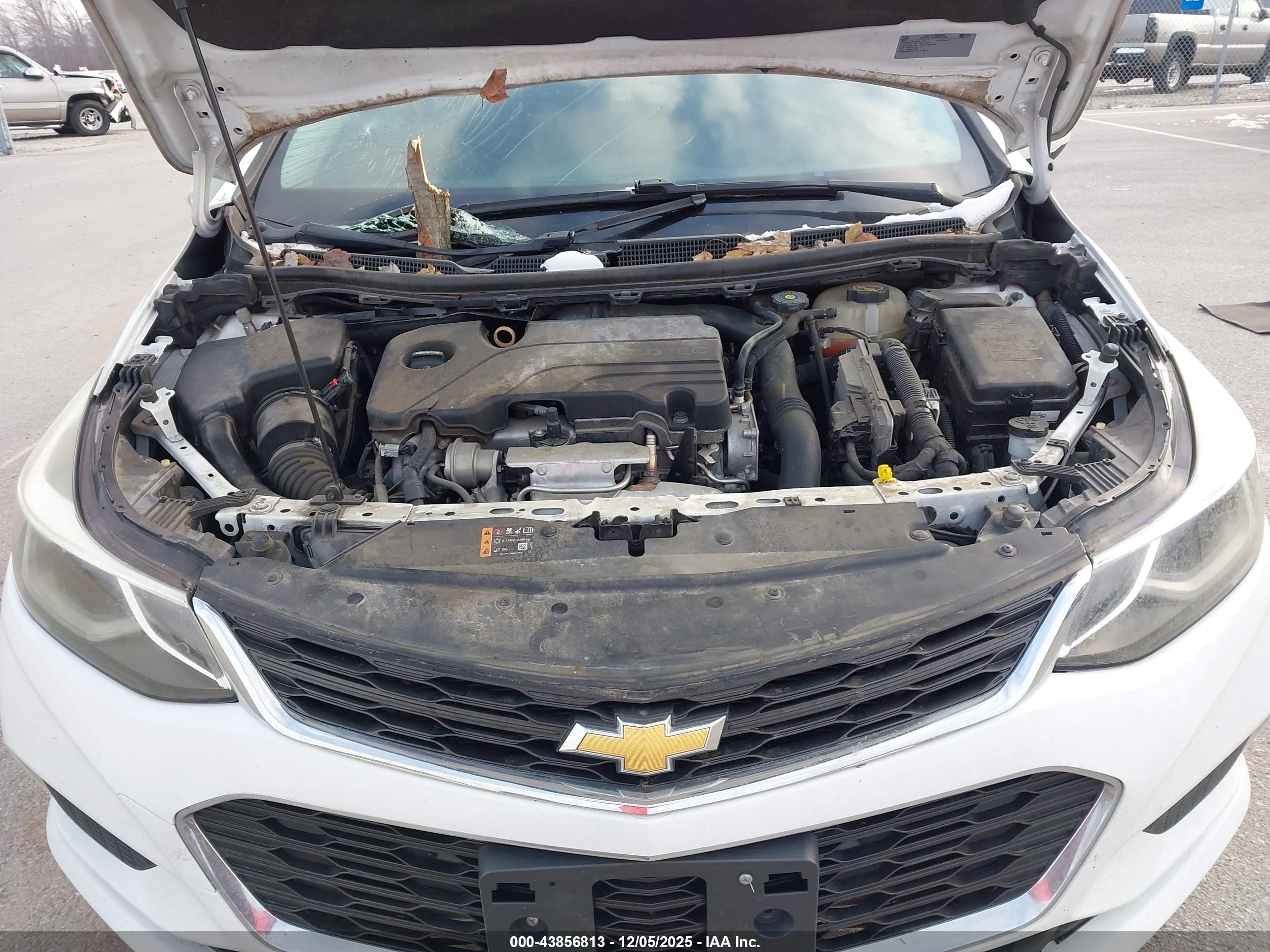 CHEVROLET CRUZE image 10