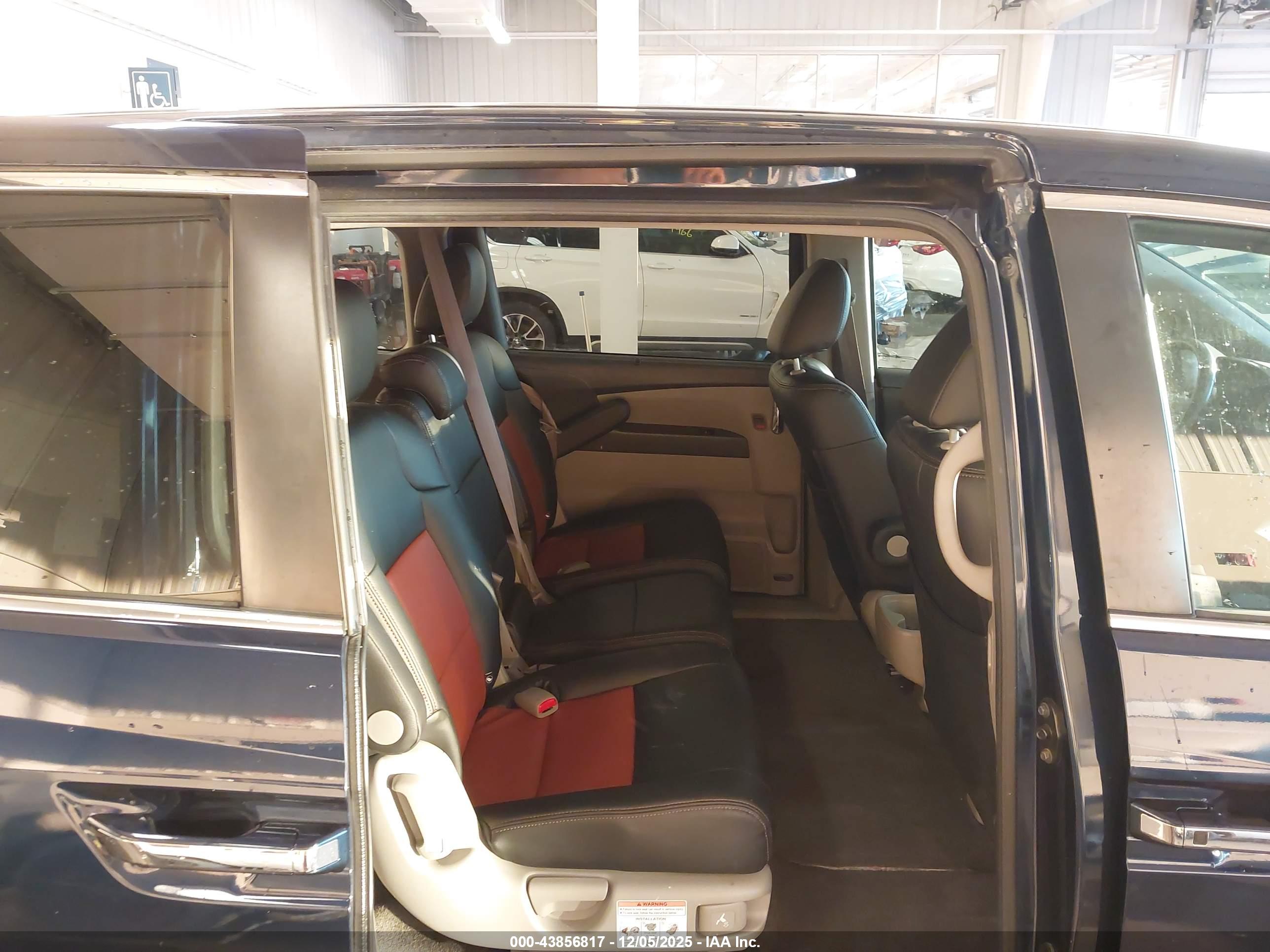 HONDA ODYSSEY image 8