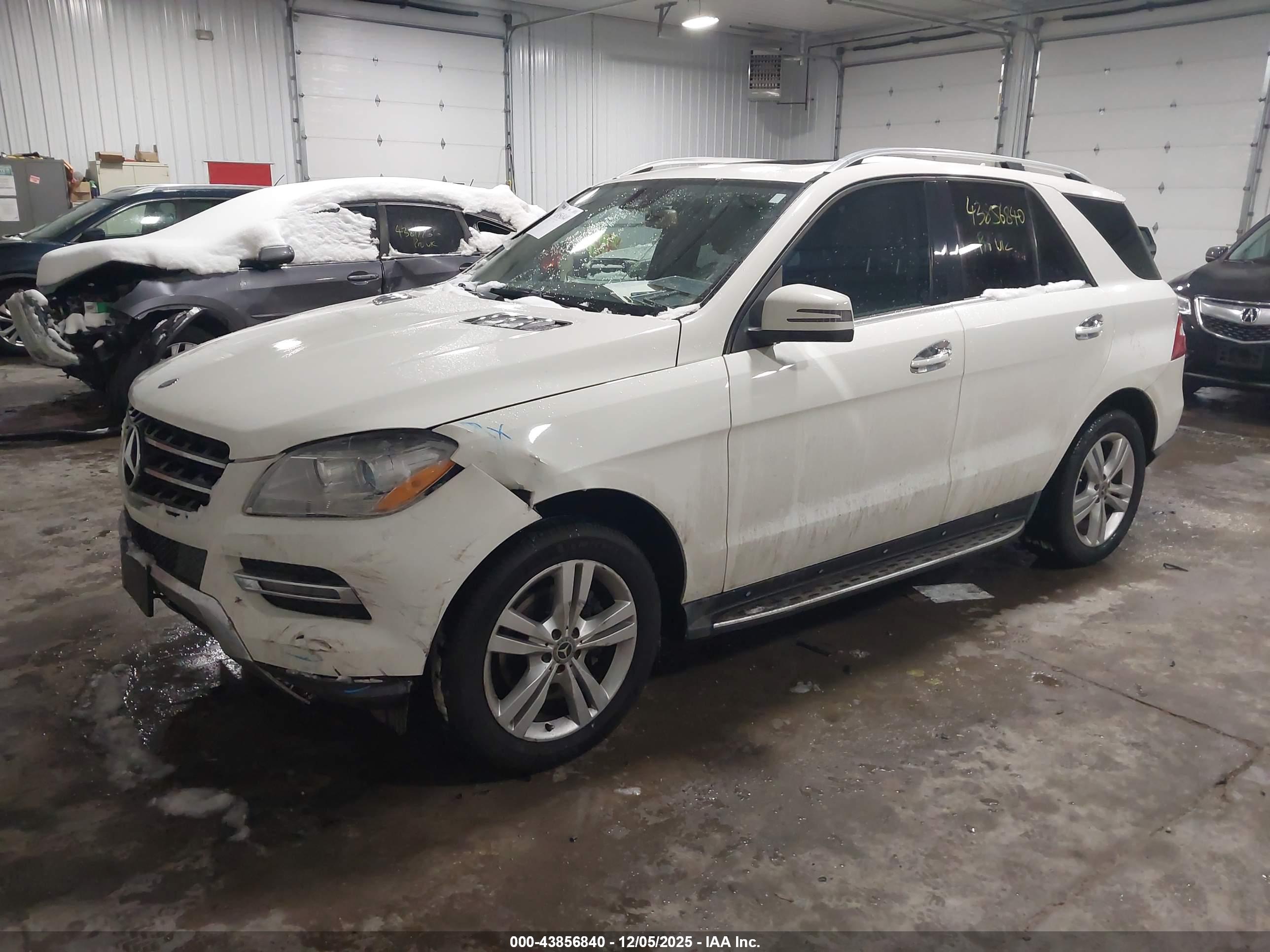 MERCEDES-BENZ ML image 2