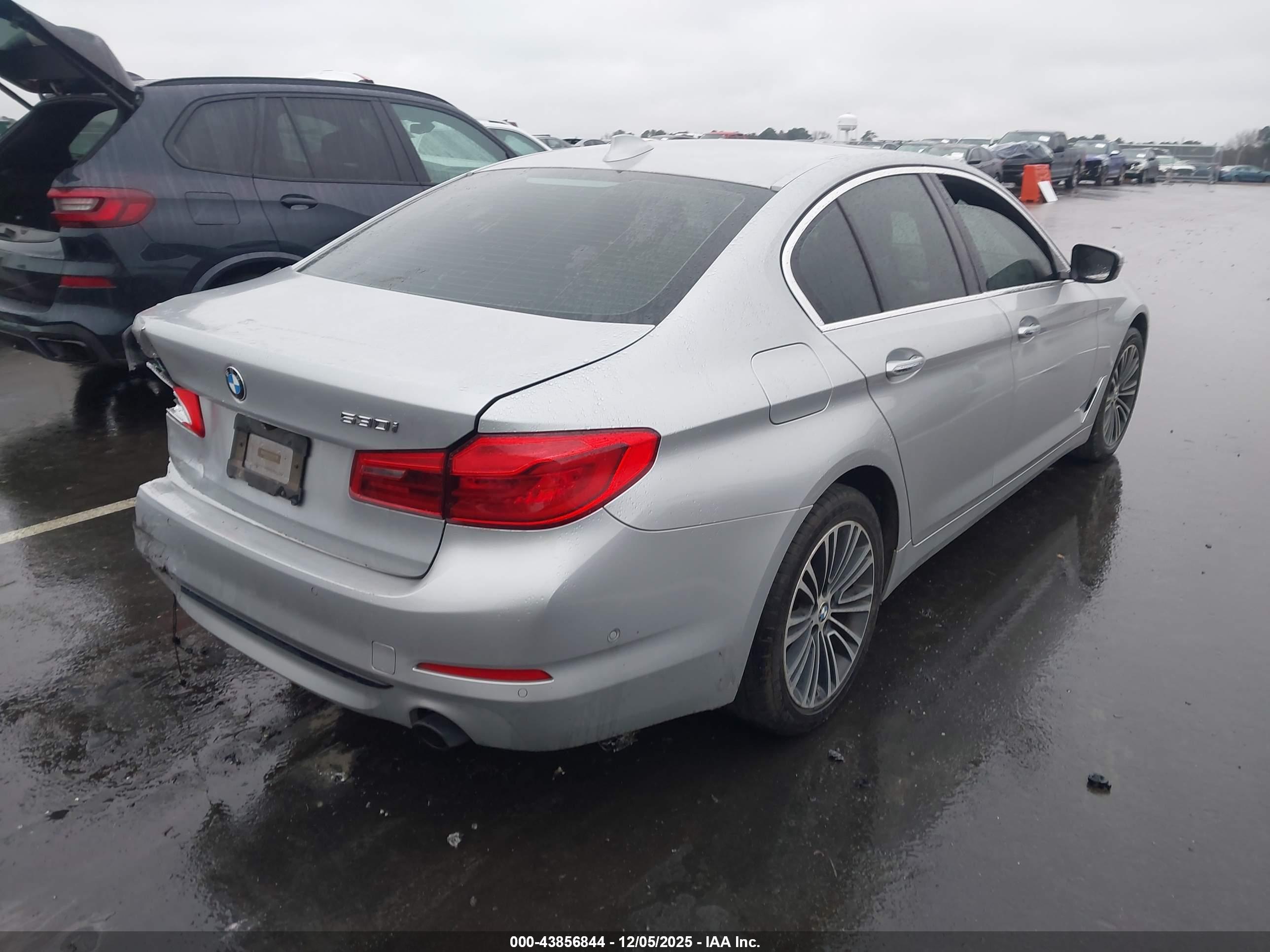BMW 530I image 4