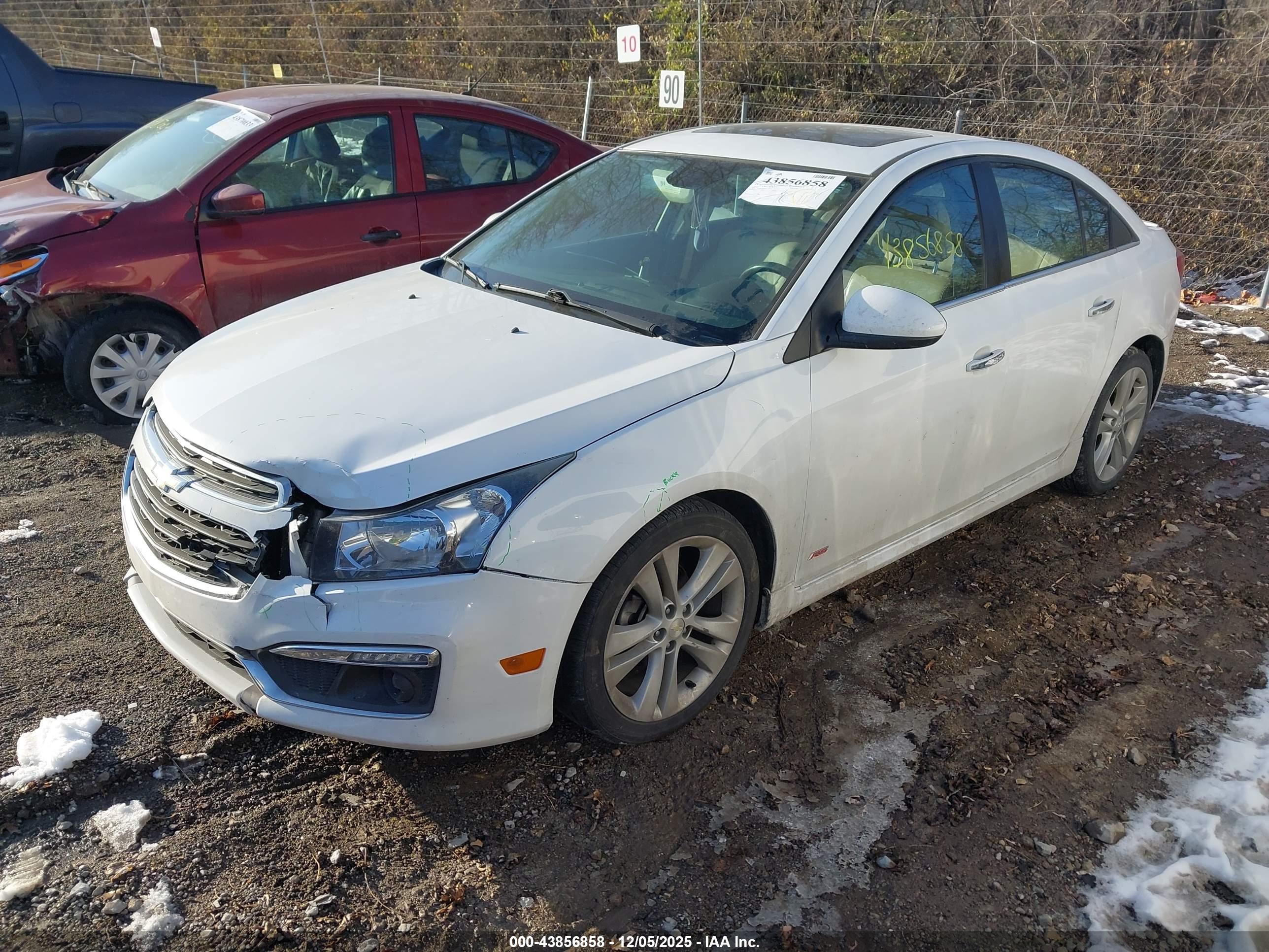 CHEVROLET CRUZE image 2