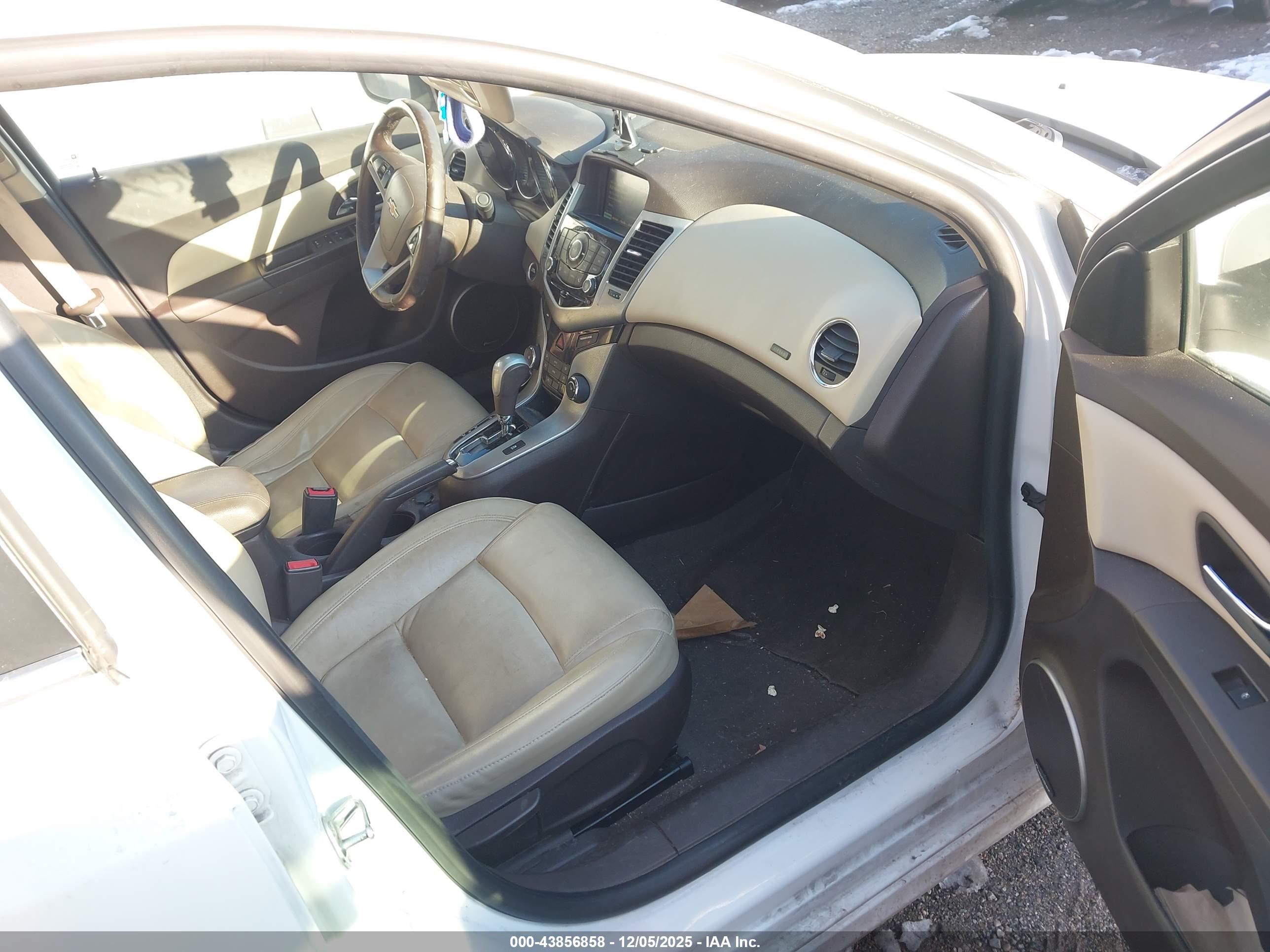 CHEVROLET CRUZE image 5