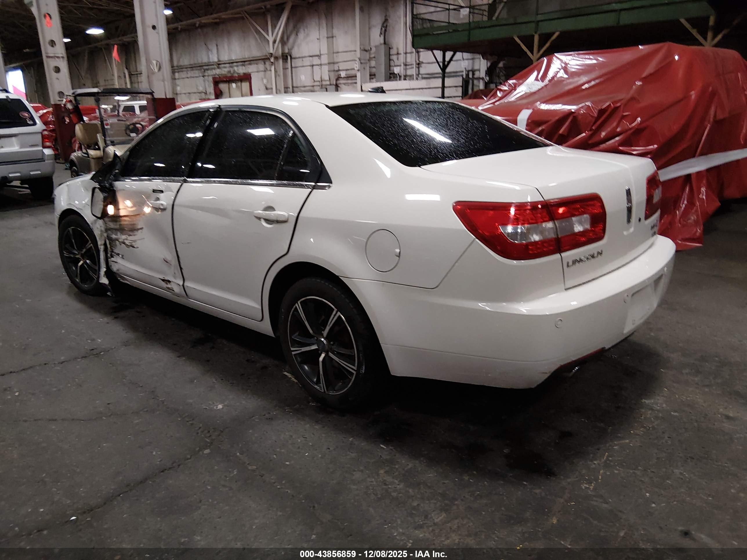 LINCOLN MKZ image 3
