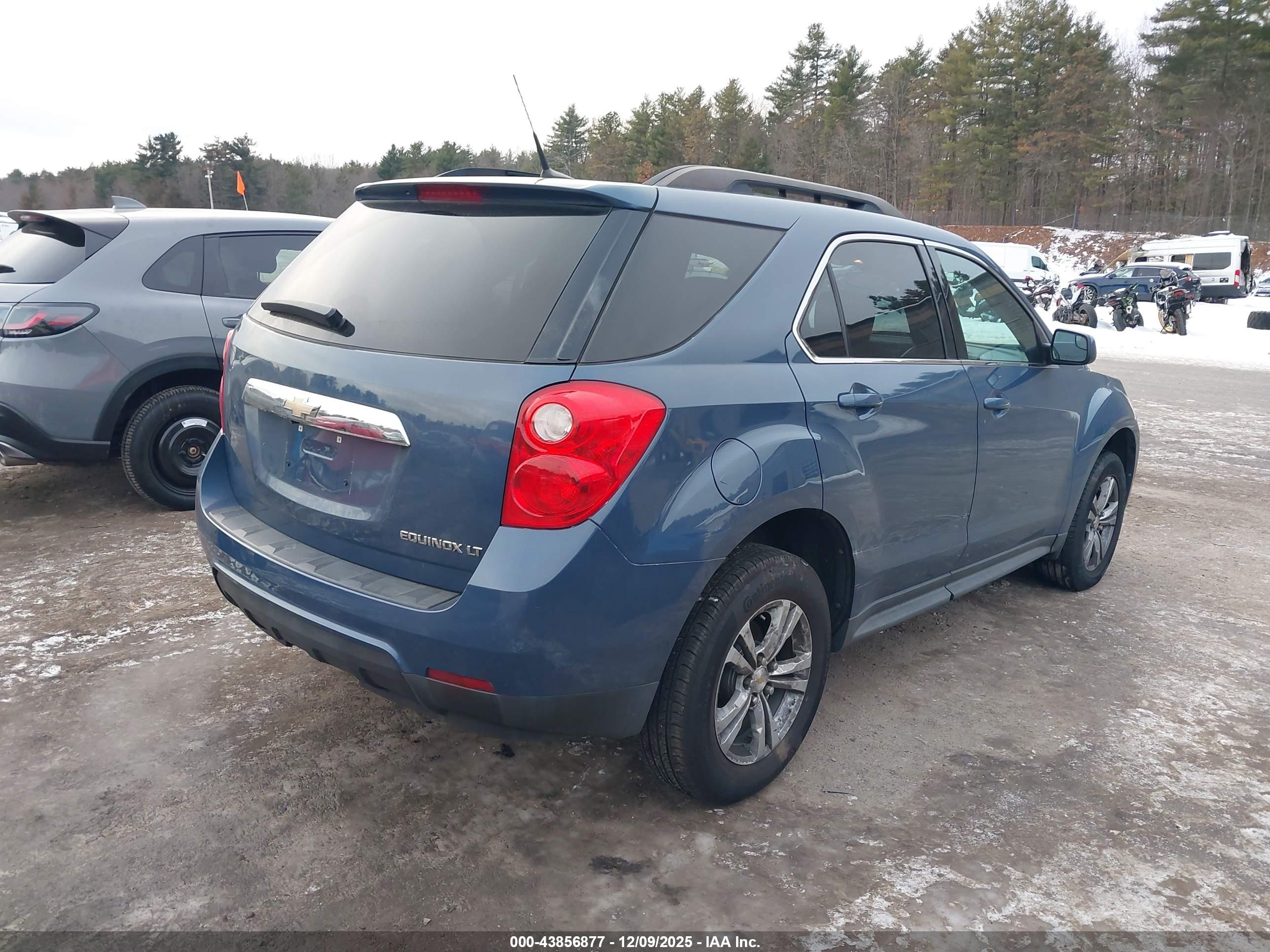 CHEVROLET EQUINOX image 4