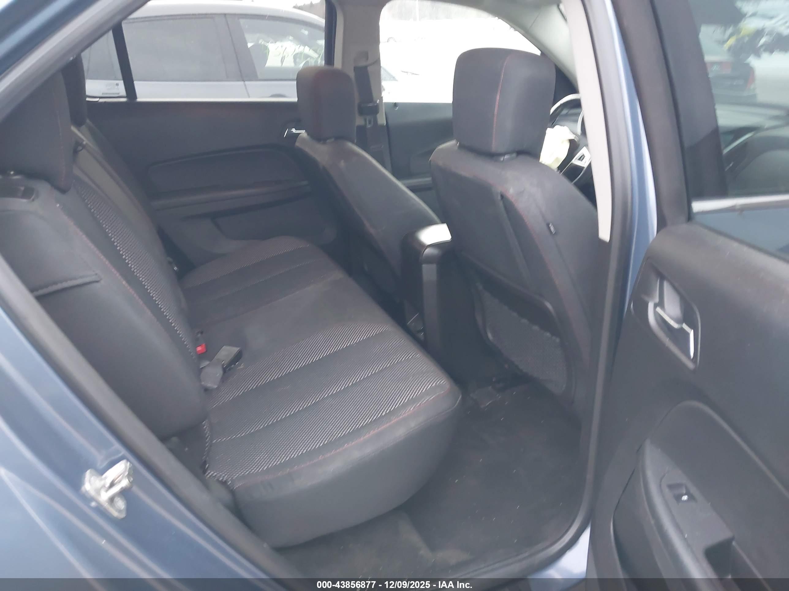 CHEVROLET EQUINOX image 8