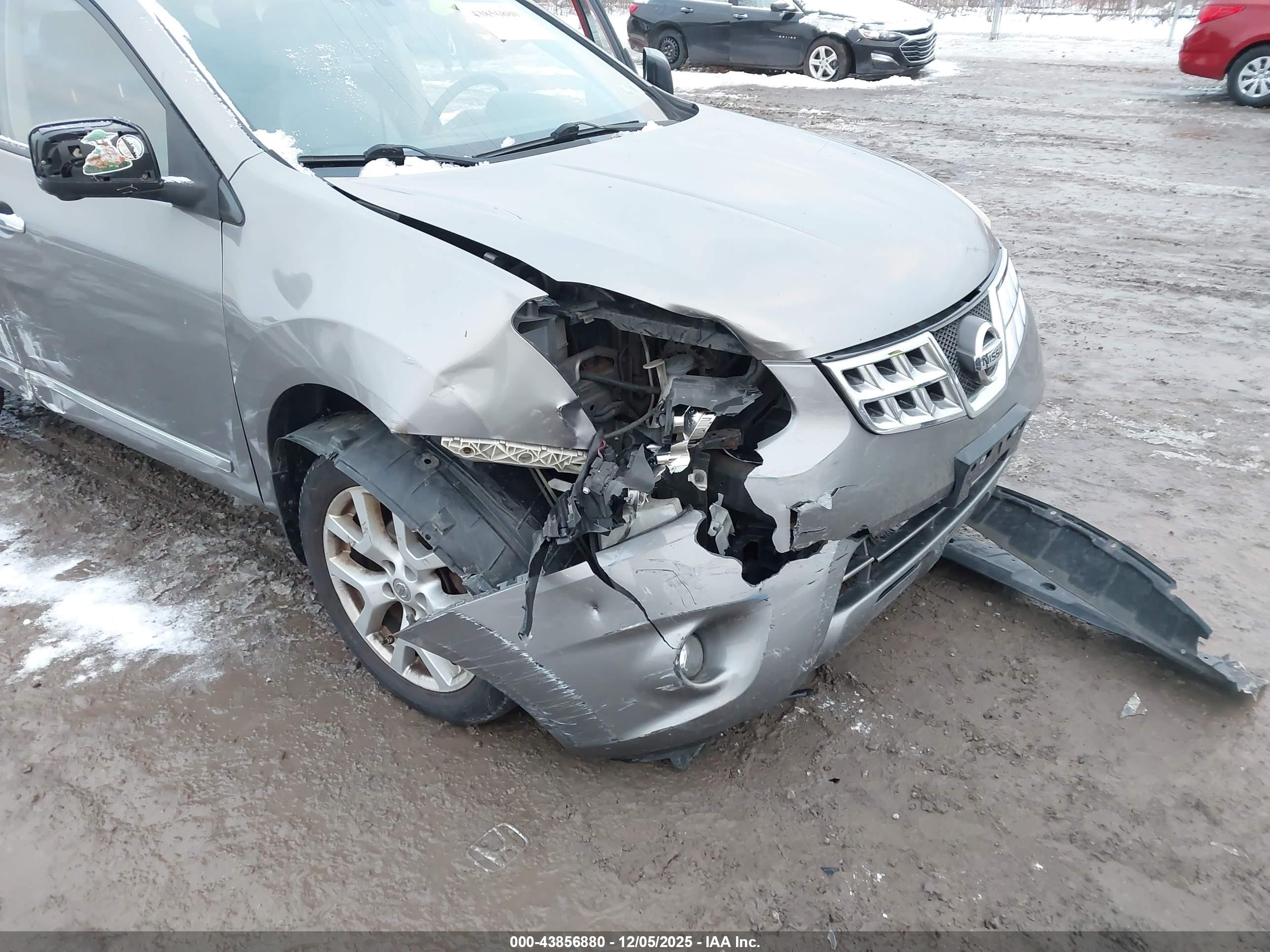 NISSAN ROGUE image 6