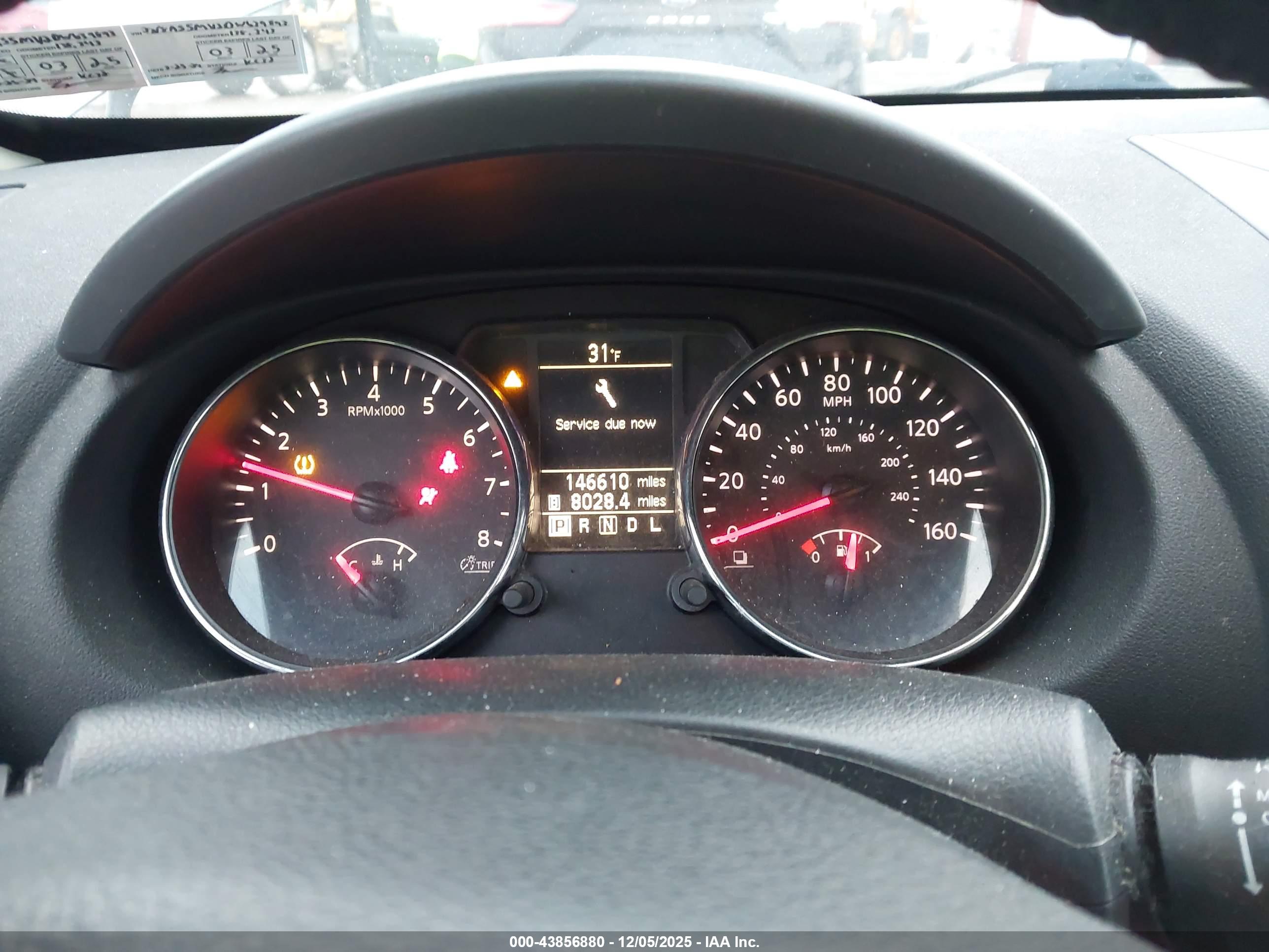 NISSAN ROGUE image 7